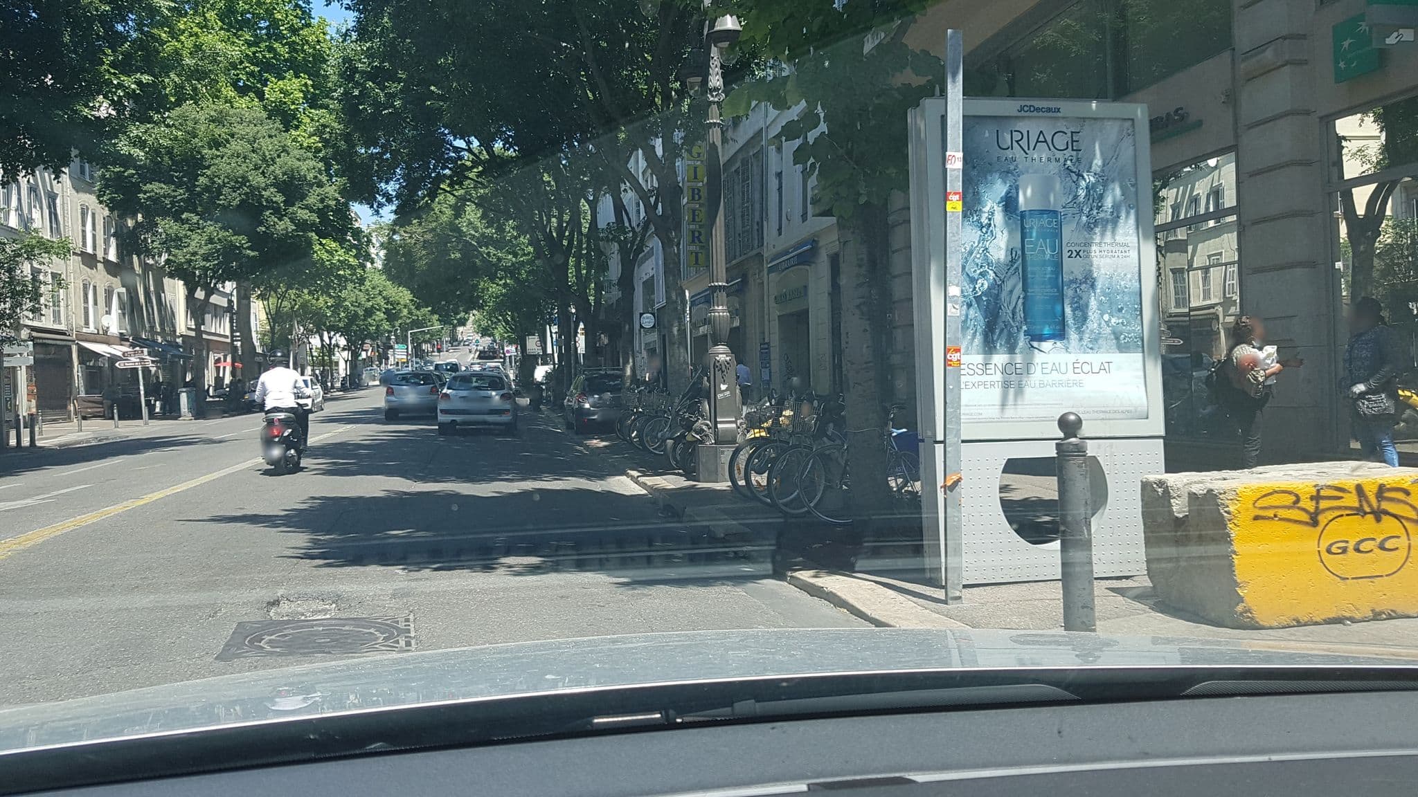 Street view near Imperial Hôtel, Marseille — © driallant (CC BY-SA · Mapillary)