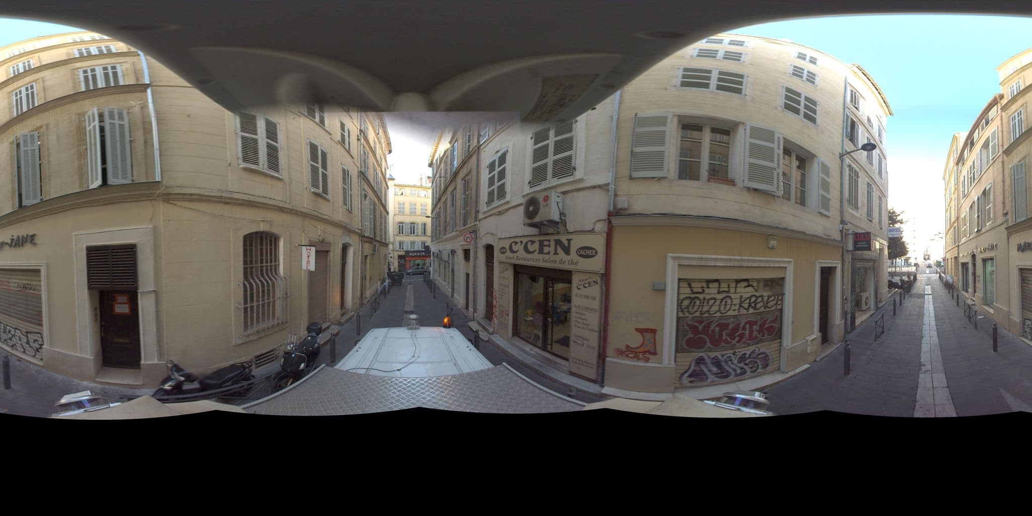 Street view near Aliouche Abdelkrime, Belsunce — © Suez (CC BY-SA · Mapillary)