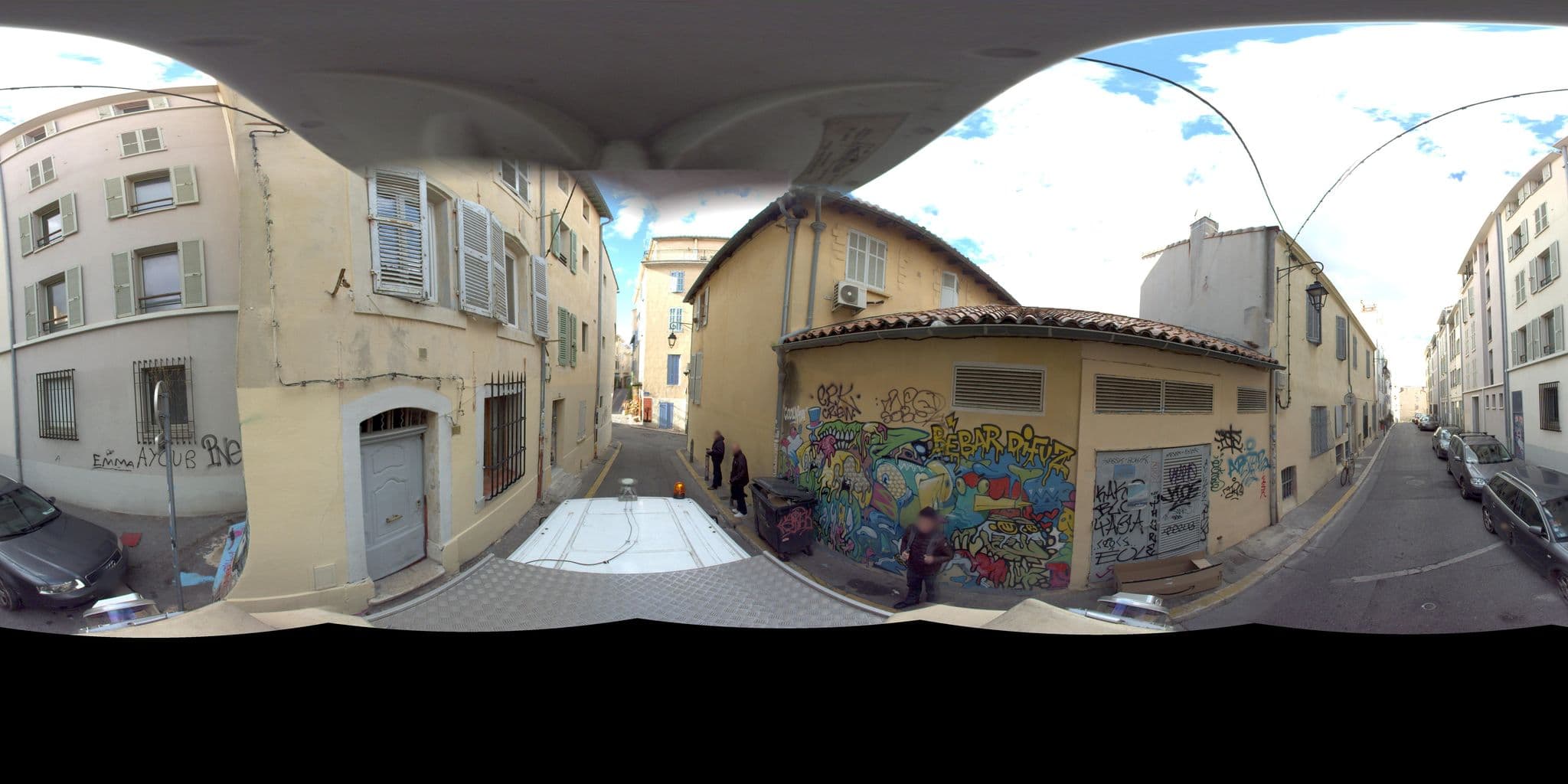Street view near 14 Rue des Belles Ecuelles, Les Grands Carmes — © Suez (CC BY-SA · Mapillary)