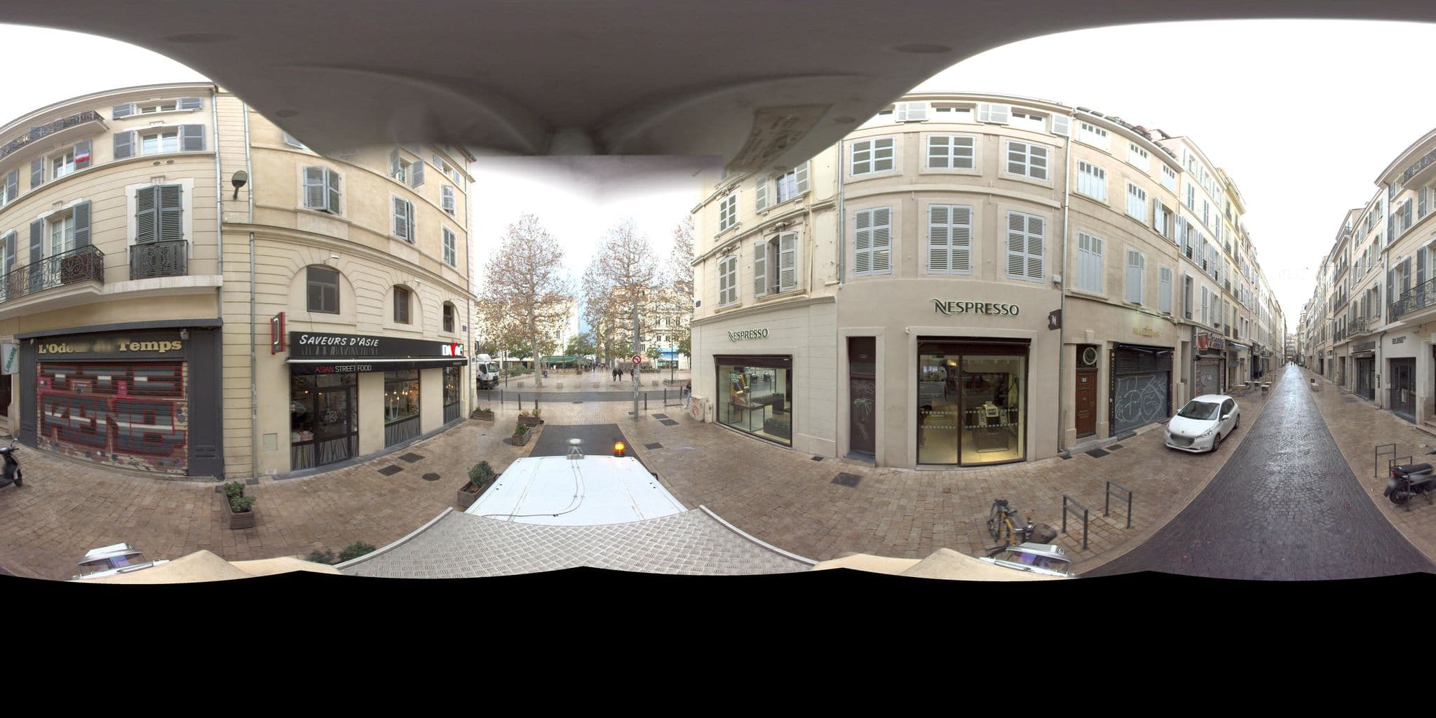 Street view near L'Alocasia, Opéra — © Suez (CC BY-SA · Mapillary)