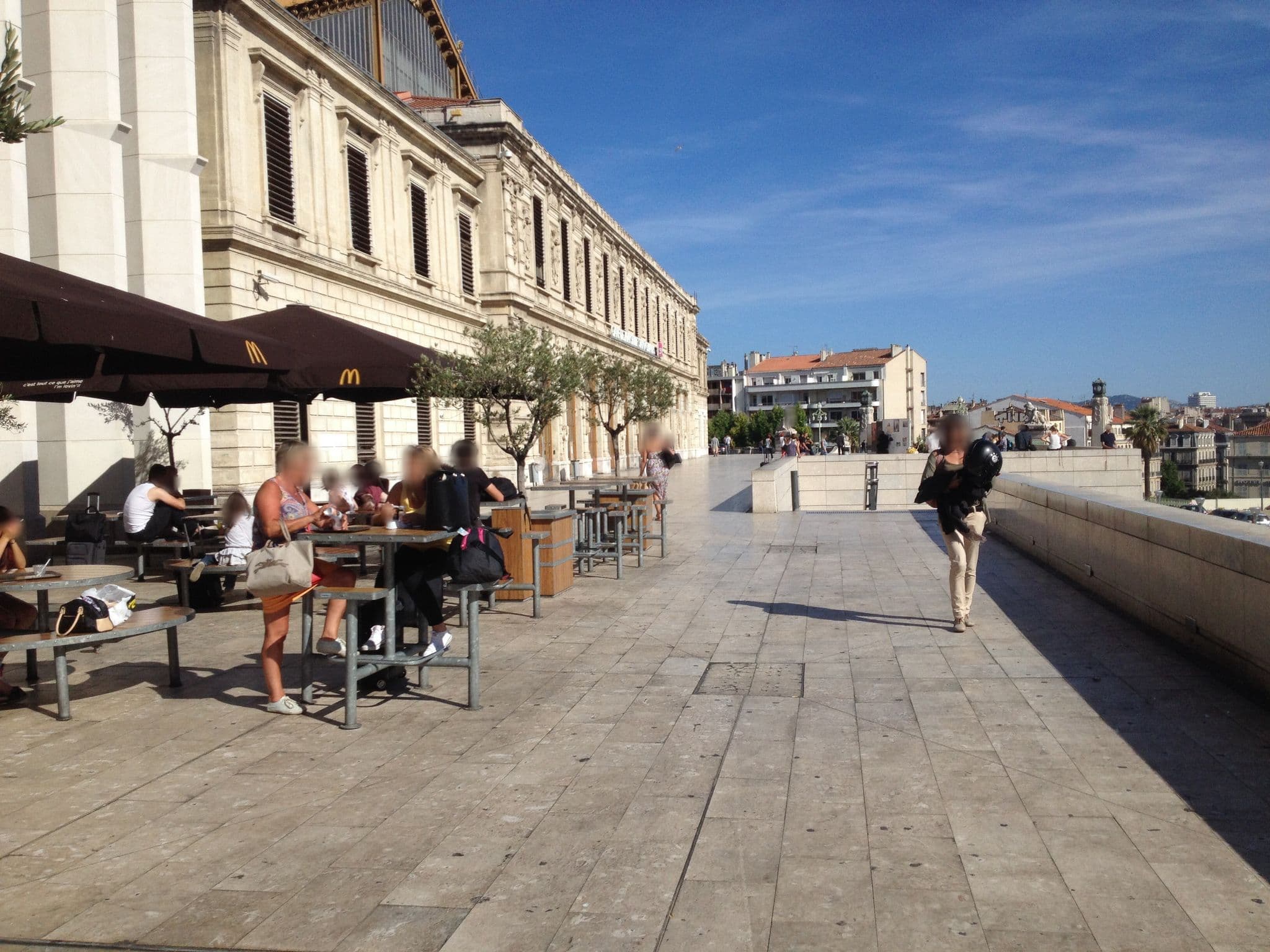 Street view near Marseille, France, Hotel Vertigo, Marseille 03 — © zimmy (CC BY-SA · Mapillary)