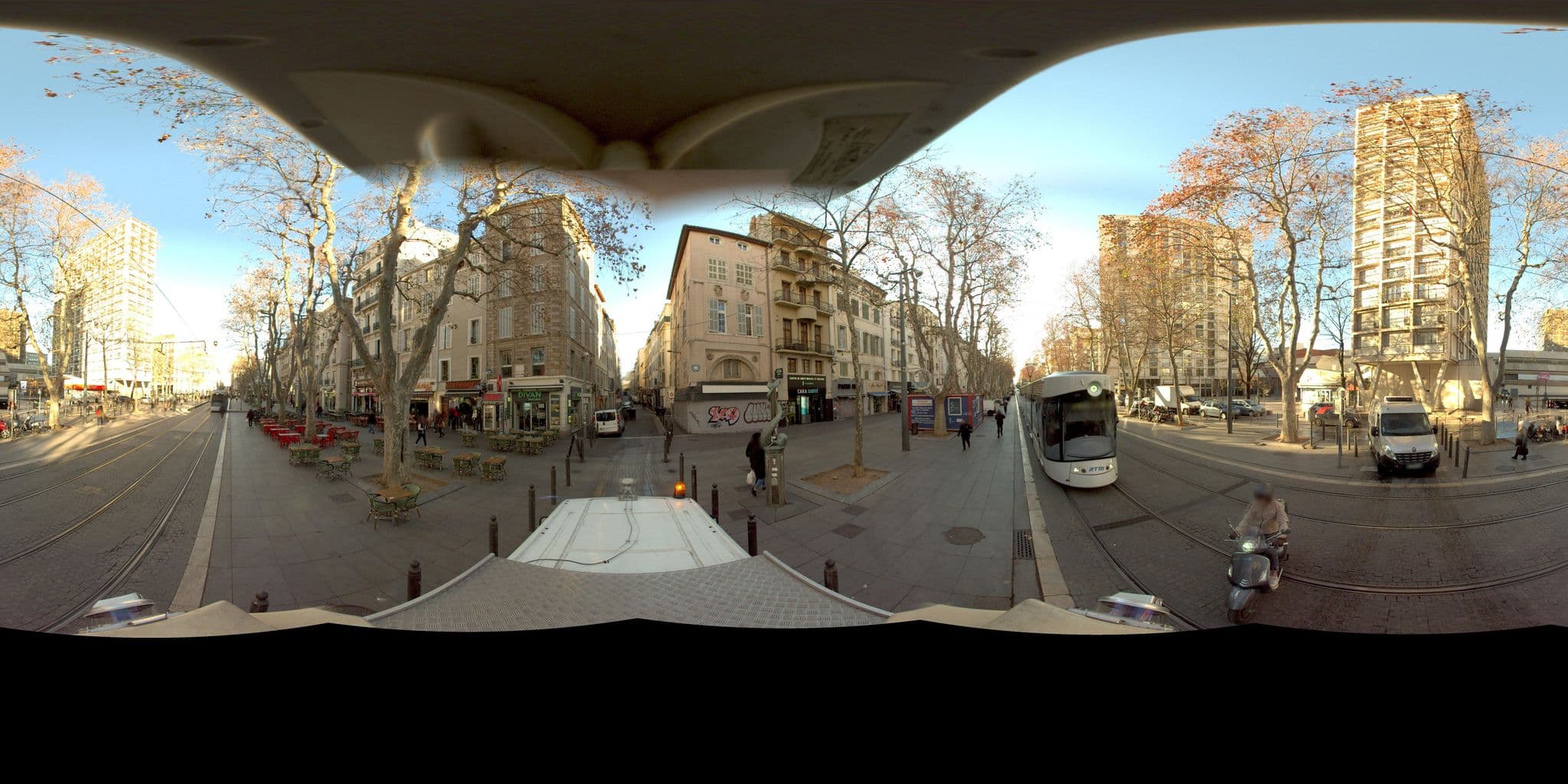 Street view near Selectour - Pressense Voyages, Belsunce — © Suez (CC BY-SA · Mapillary)