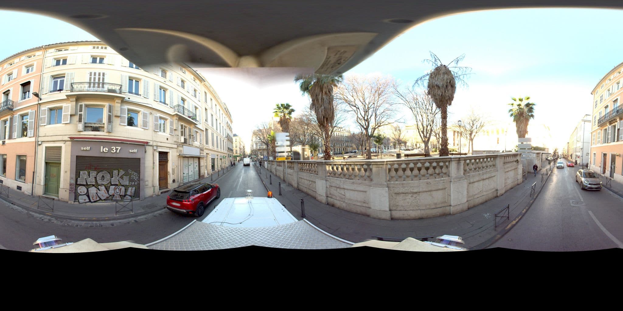 Street view near L'Appartement, Marseille Prefecture — © Suez (CC BY-SA · Mapillary)