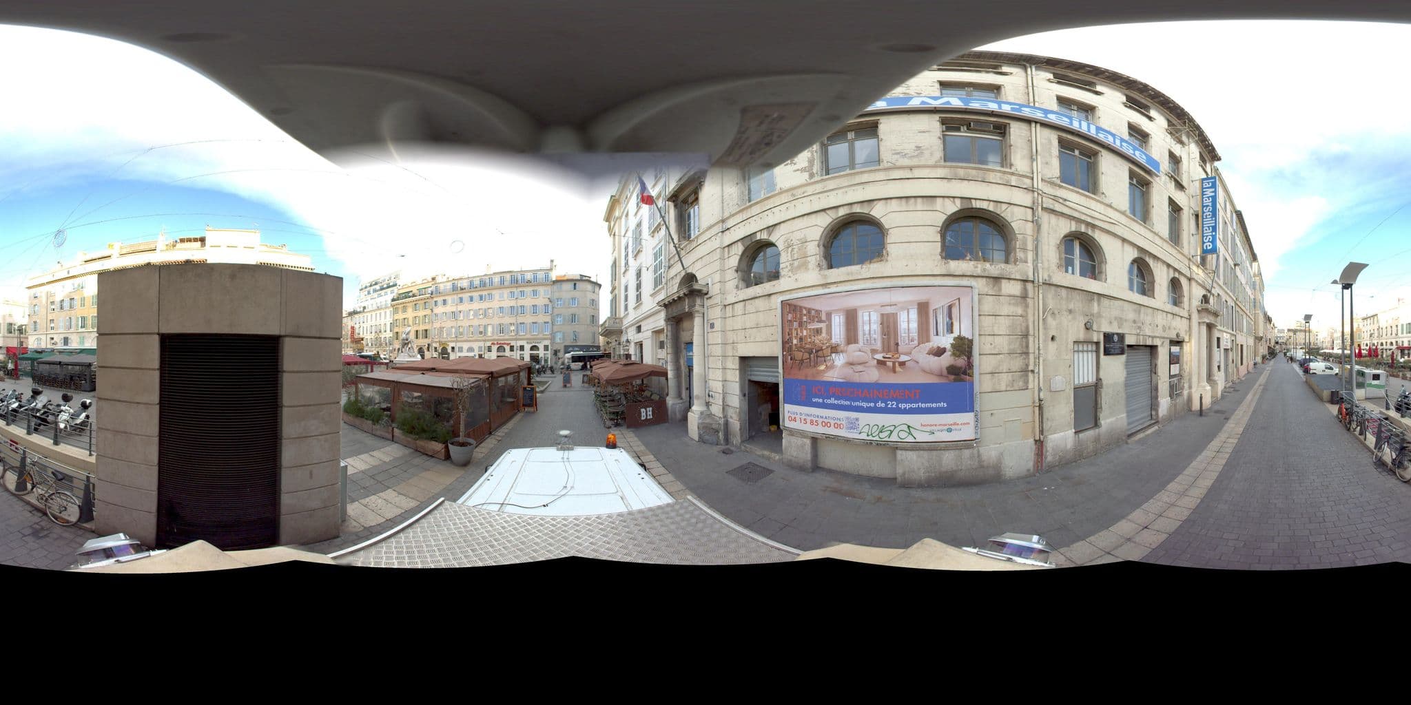 Street view near Breteuil – Appart au Vieux Port, Opéra — © Suez (CC BY-SA · Mapillary)