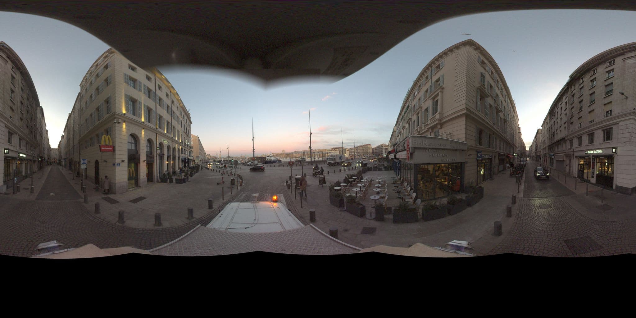 Street view near Hotel Alize Marseille, Opéra — © Suez (CC BY-SA · Mapillary)