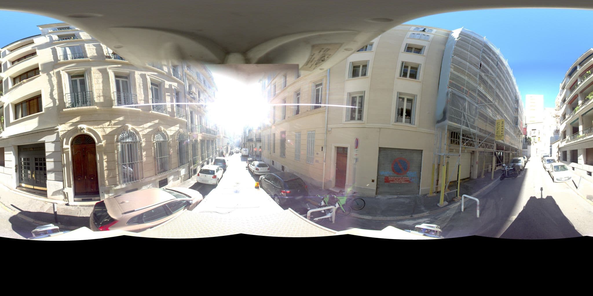 Street view near Chez Marie Botella, Saint-Charles — © Suez (CC BY-SA · Mapillary)