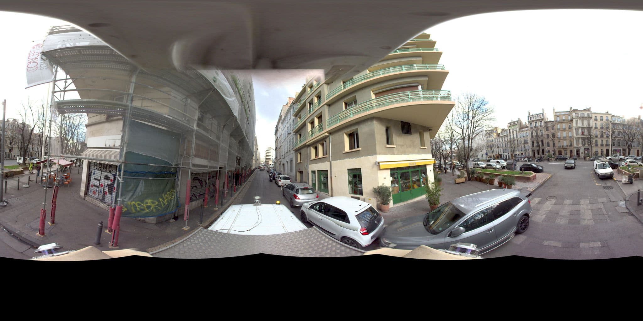 Street view near Nouvel Hôtel Capucines, Marseille 01 — © Suez (CC BY-SA · Mapillary)