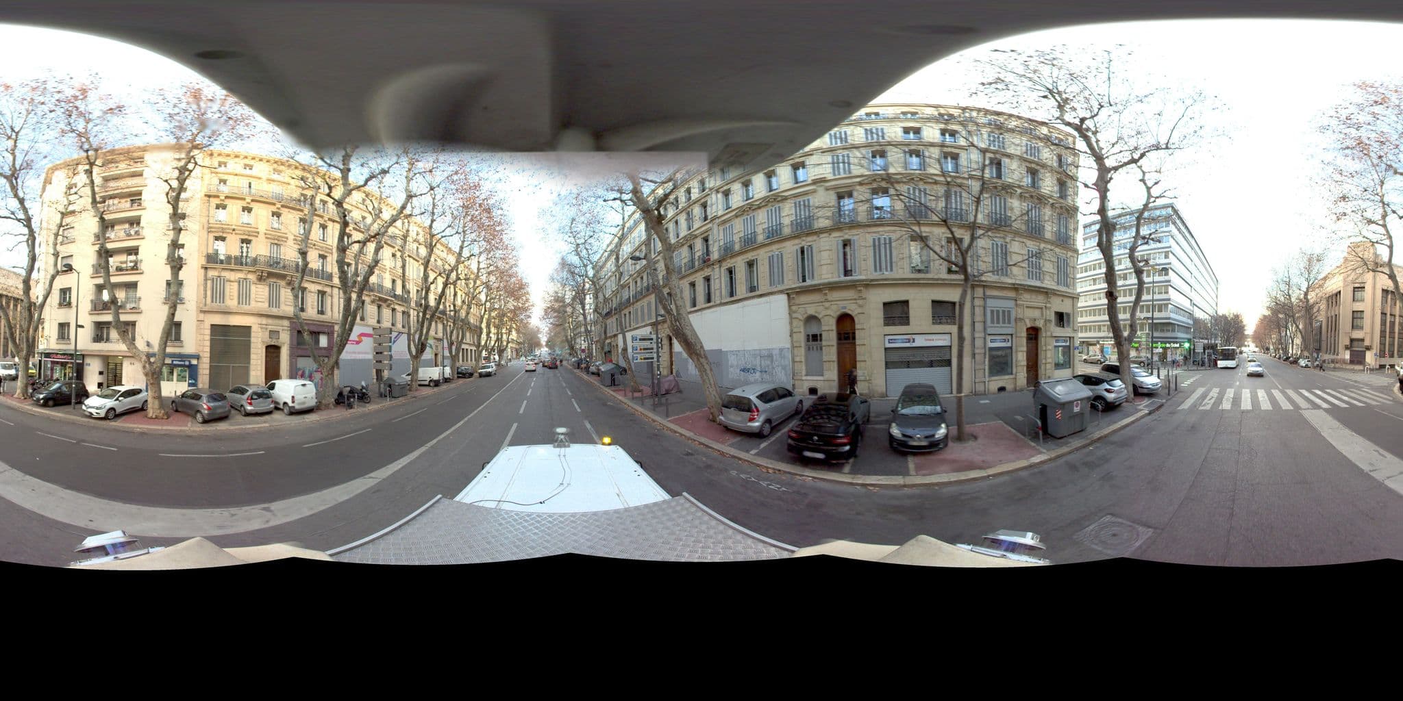 Street view near Selectour - Linea Voyages, La Joliette — © Suez (CC BY-SA · Mapillary)