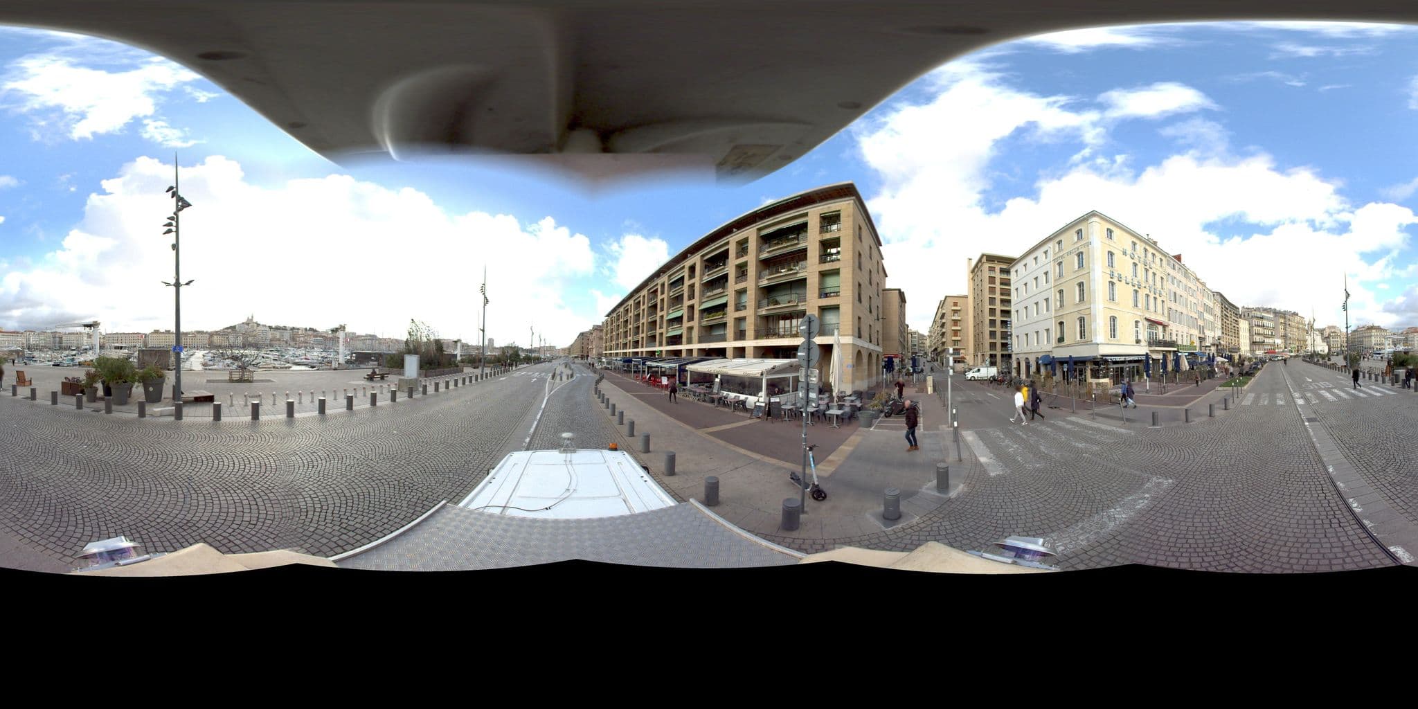 Street view near Laurence, Marseille 02 — © Suez (CC BY-SA · Mapillary)