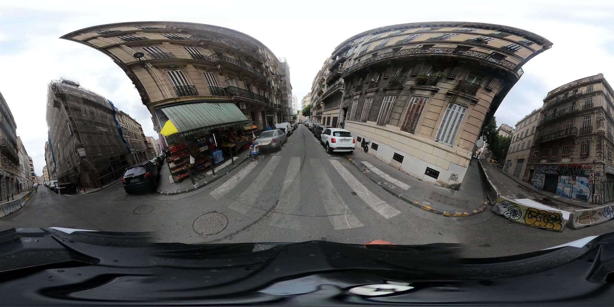 Street view near Massilia New'z Appart, Le Chapitre — © simon_geovelo (CC BY-SA · Mapillary)