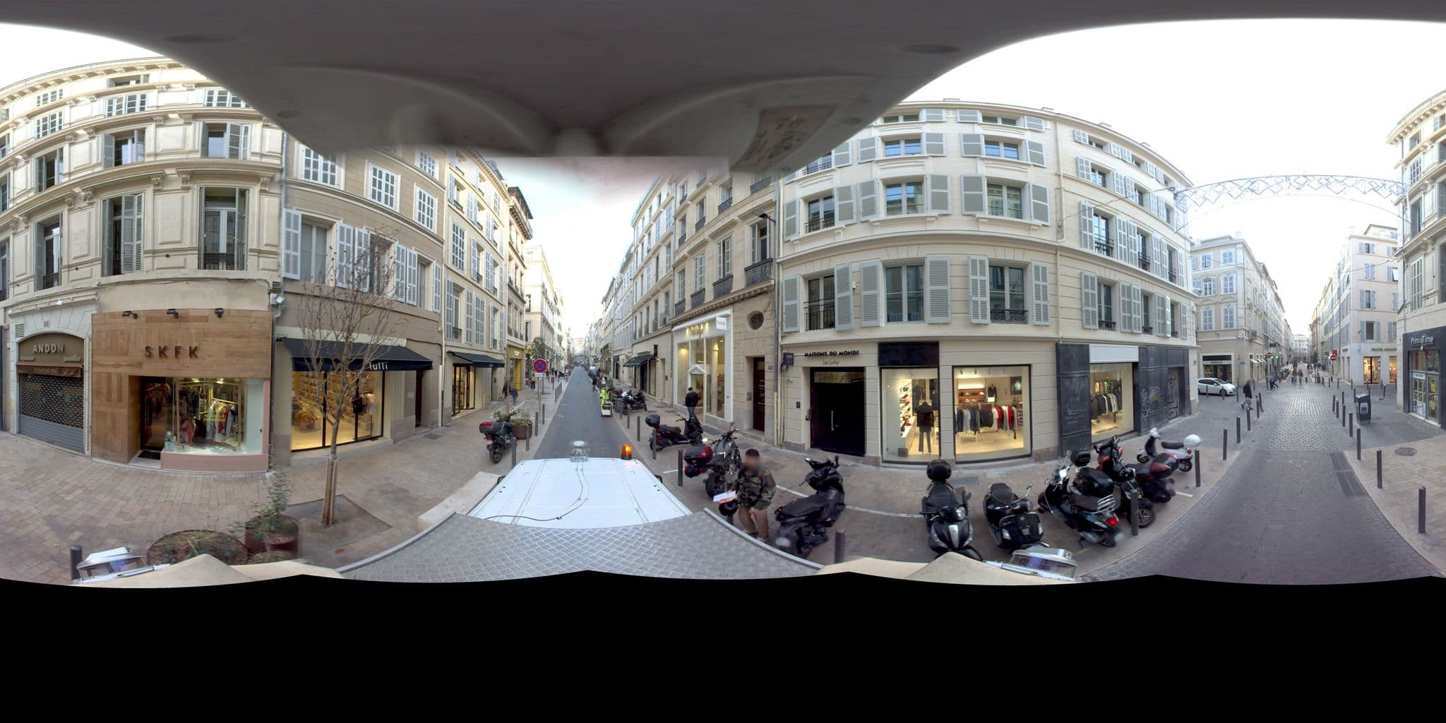 Street view near Airbnb Rue Francis Davso, Opéra — © Suez (CC BY-SA · Mapillary)