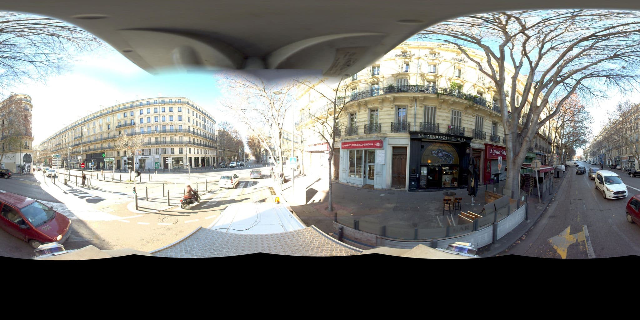 Street view near Naturalia République Marseille 2, La Joliette — © Suez (CC BY-SA · Mapillary)