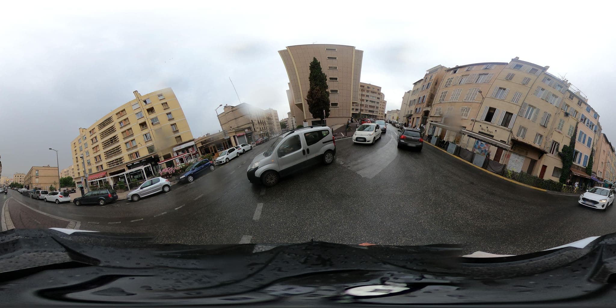 Street view near Appartement Panier Vieux port, Marseille 02 — © simon_geovelo (CC BY-SA · Mapillary)