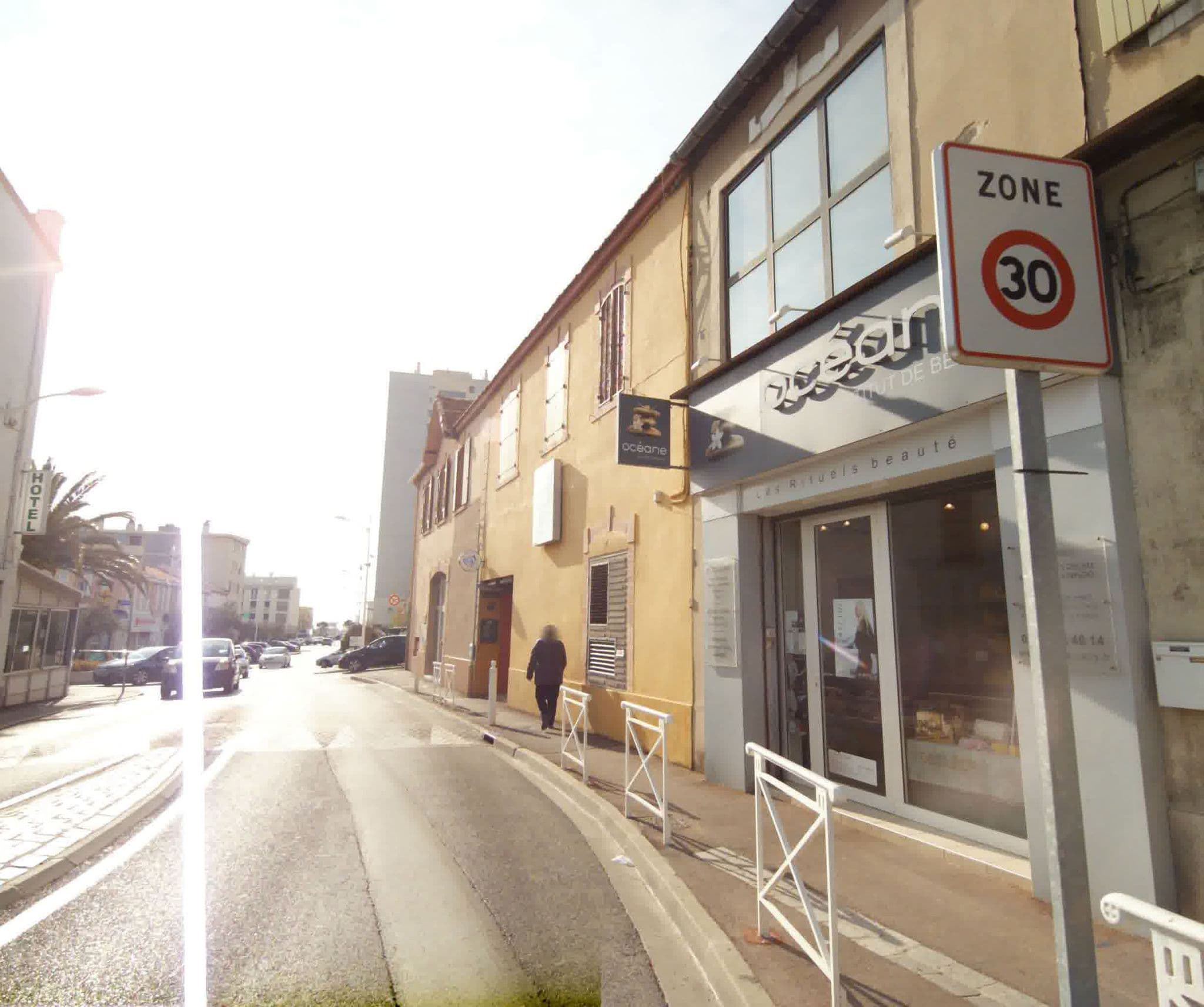 Street view near Hôtel Restaurant la Villa Arena, Carry-le-Rouet — © sogefi (CC BY-SA · Mapillary)