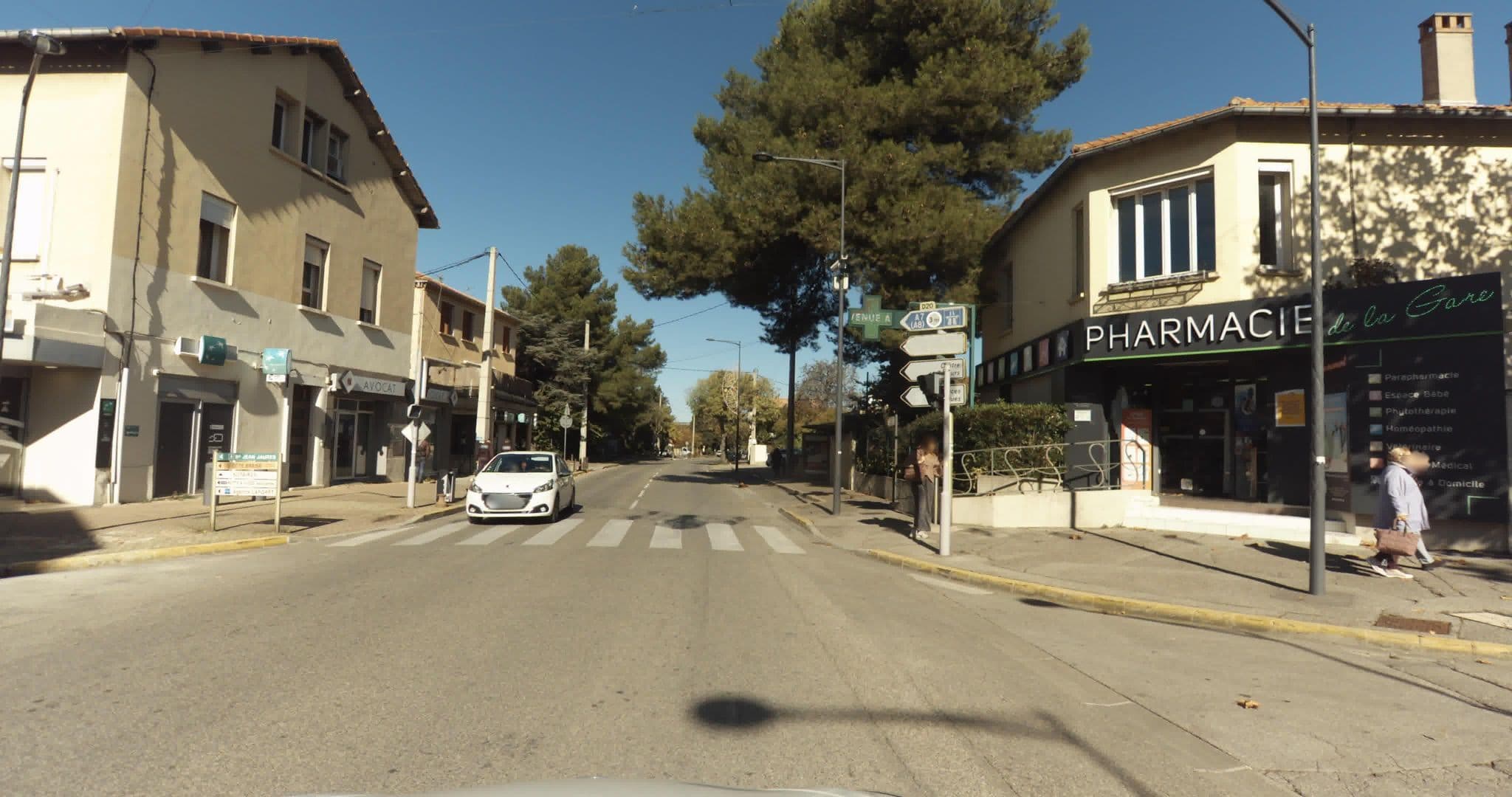 Street view near Le Royal Provence, Rognac — © sogefi (CC BY-SA · Mapillary)