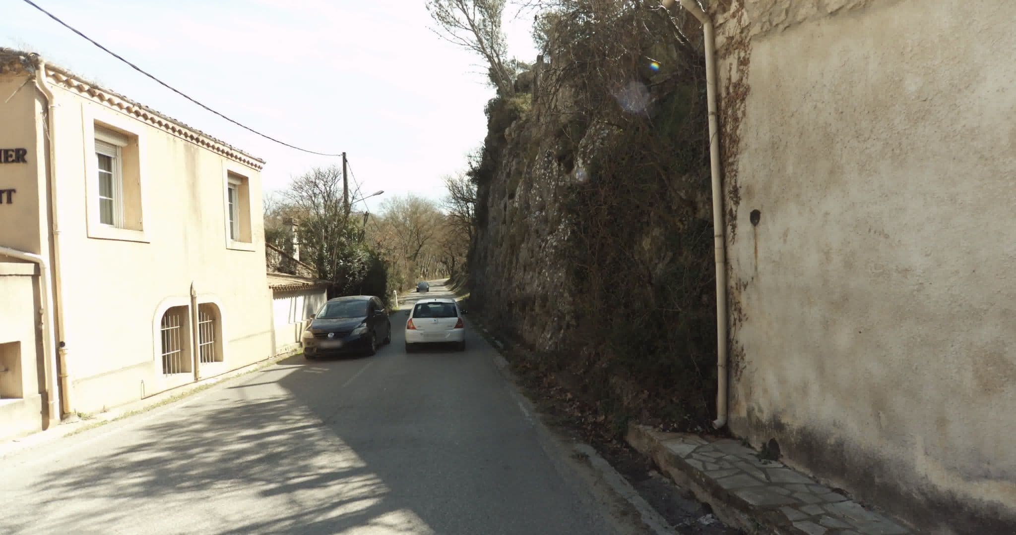 Street view near Hôtel Arquier O Bord de l'O, Ventabren — © sogefi (CC BY-SA · Mapillary)