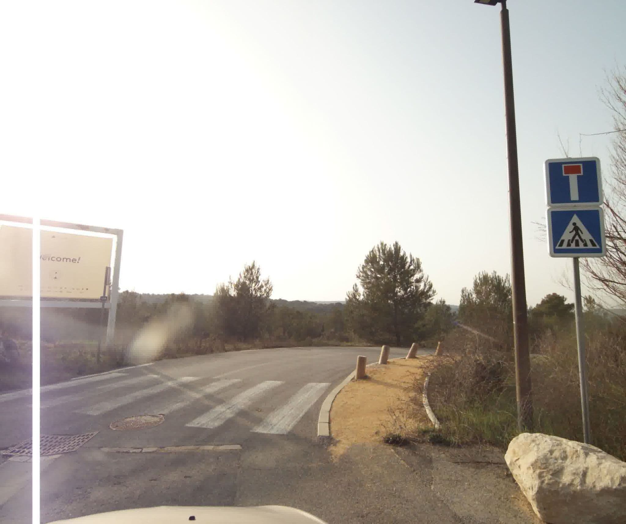 Street view near Thecamp Hôtel & Lodges, Ventabren — © sogefi (CC BY-SA · Mapillary)