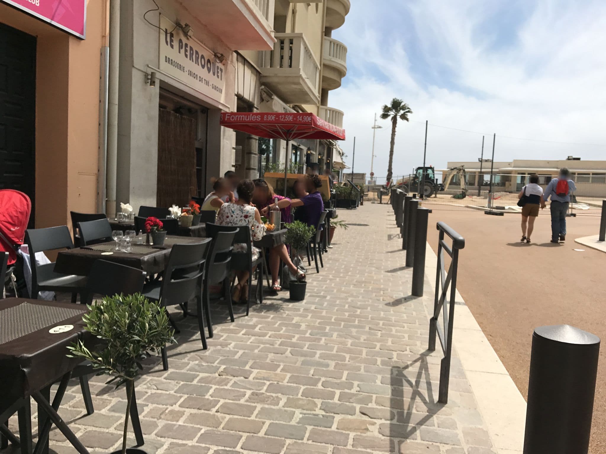 Street view near Hotel Cassilel, Cassis — © thepriben (CC BY-SA · Mapillary)