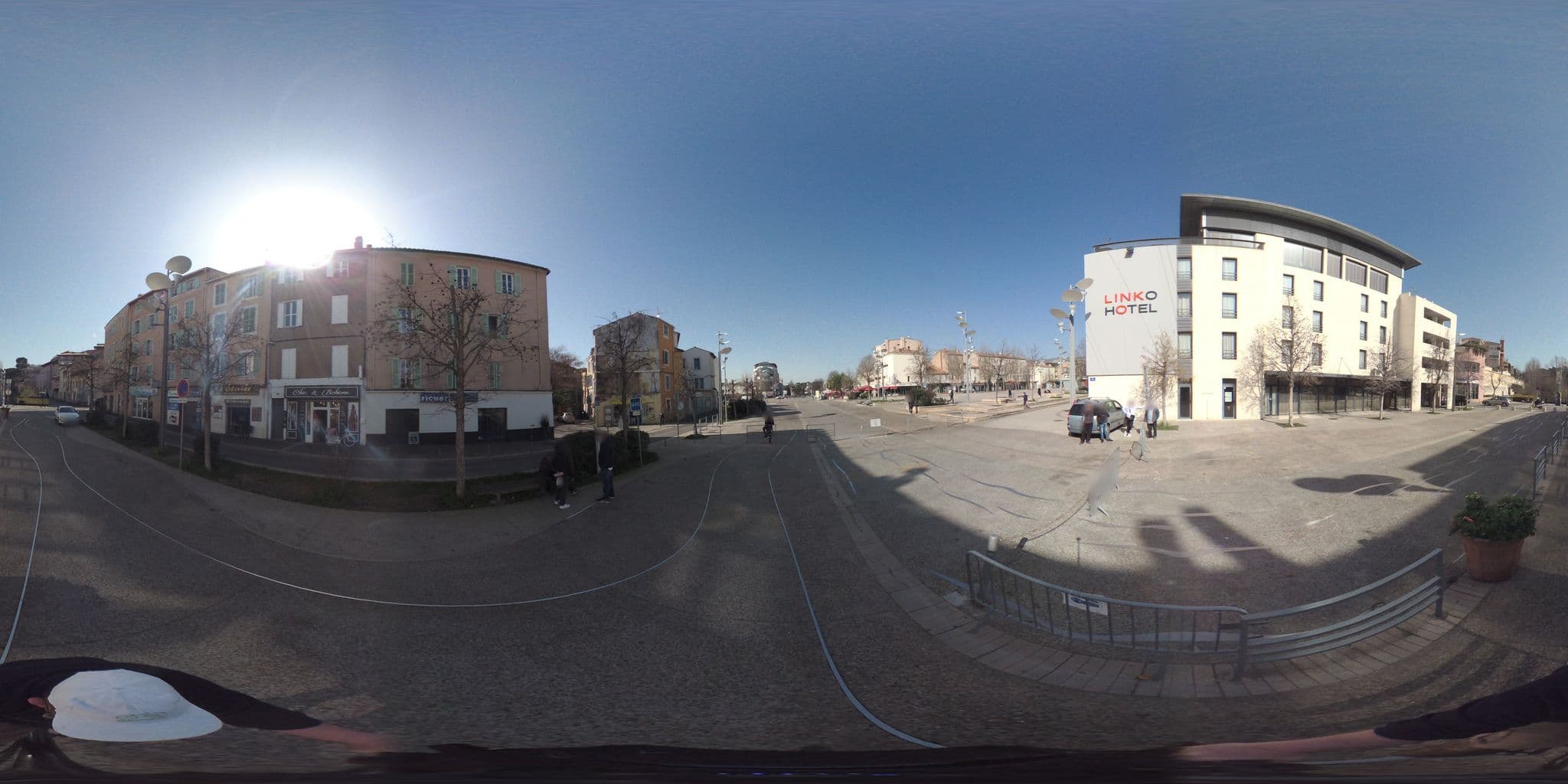 Street view near Hôtel Souléia, Aubagne — © geovelo (CC BY-SA · Mapillary)