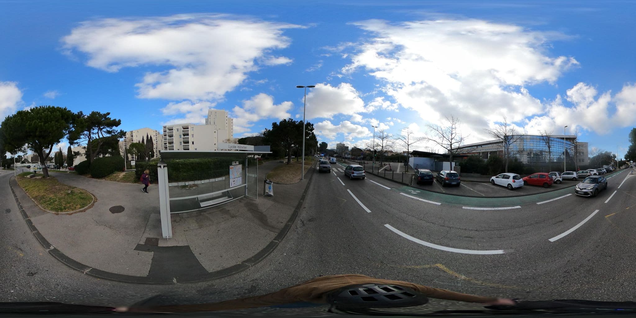 Street view near Lycée Hôtelier, Mazargues — © geovelo (CC BY-SA · Mapillary)