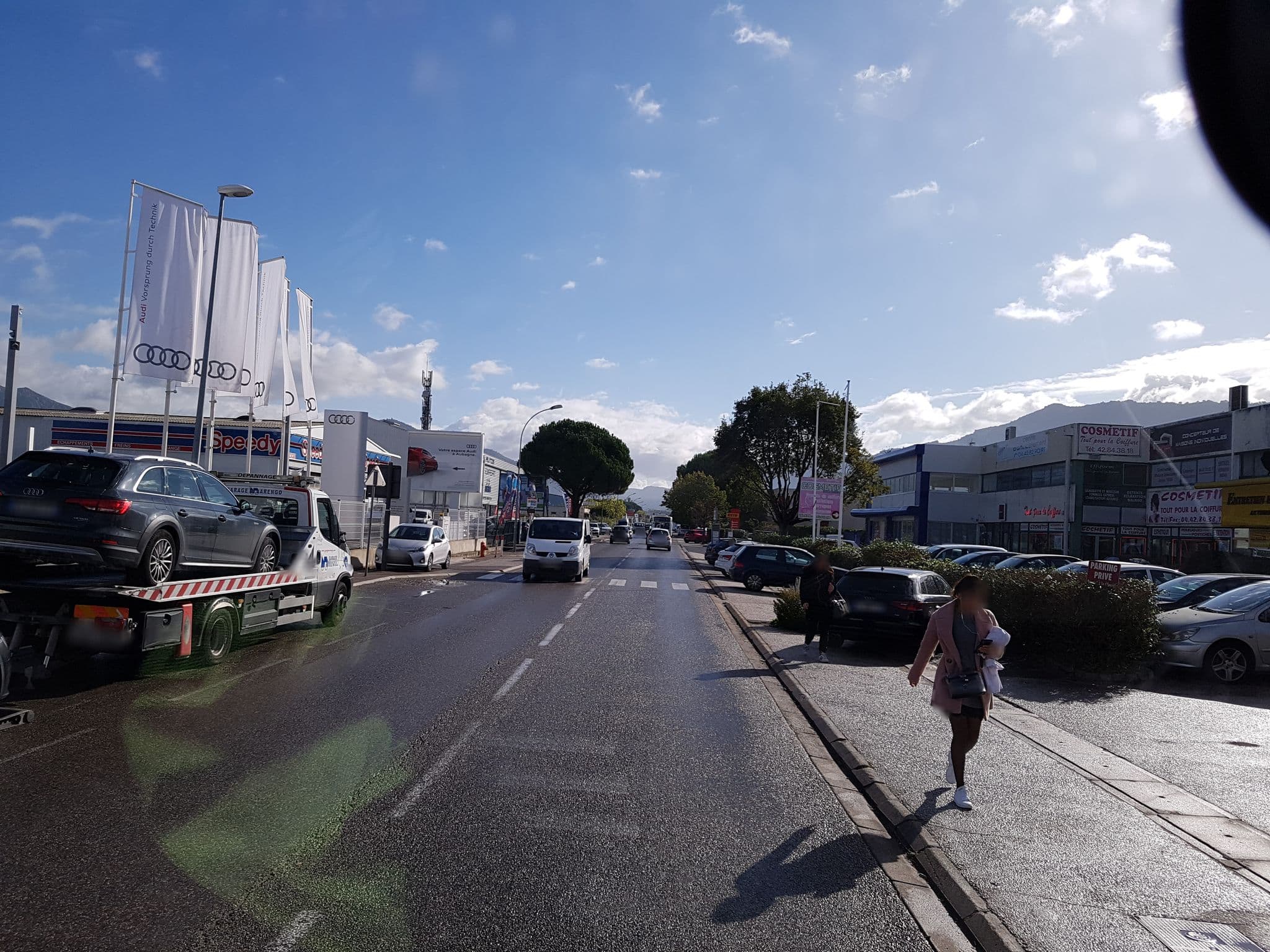 Street view near The Originals Relais d’Aubagne, Aubagne — © bernardvoyageur (CC BY-SA · Mapillary)