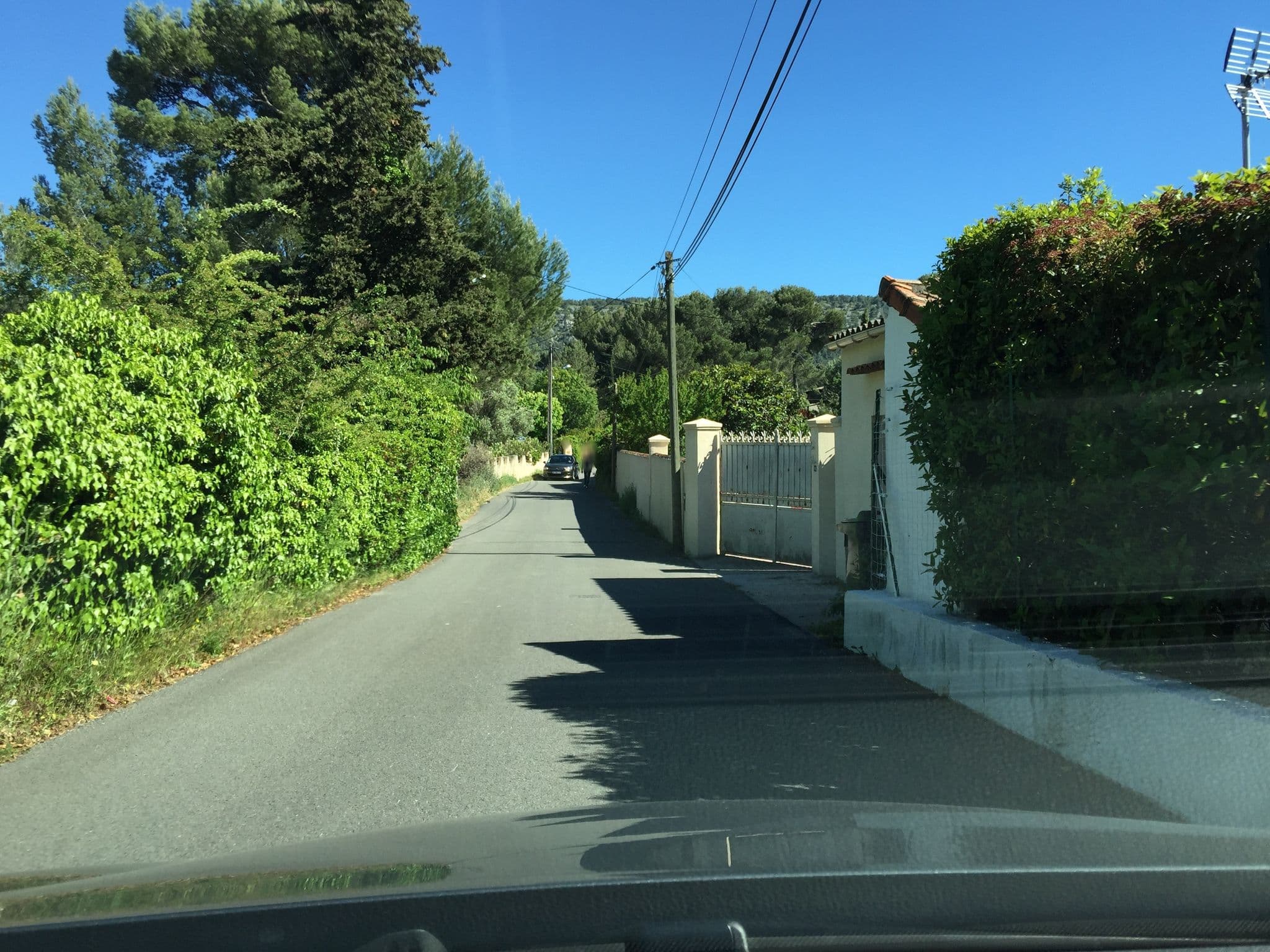Street view near La Bonne Heure, Aubagne — © xdu (CC BY-SA · Mapillary)