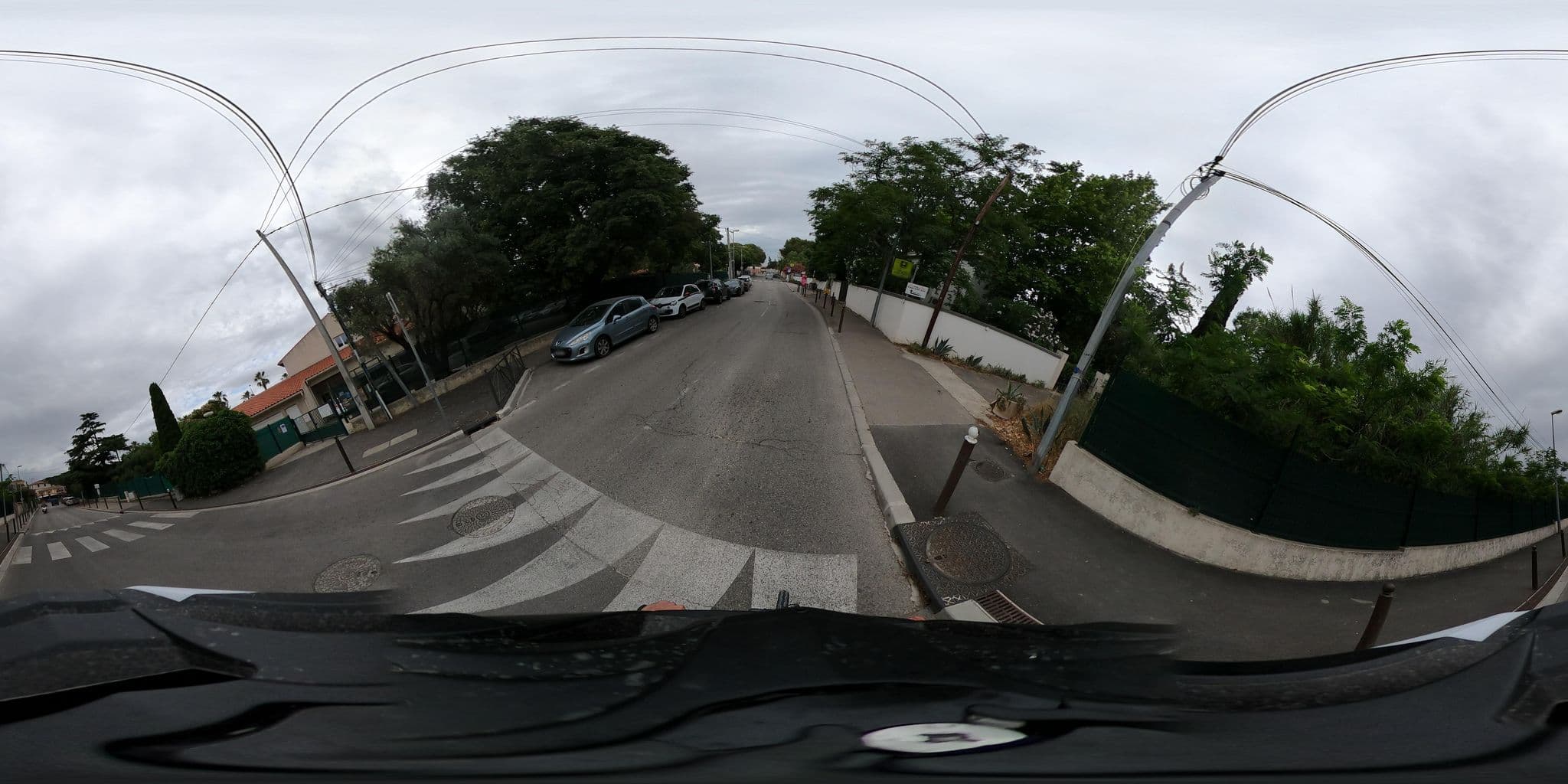 Street view near Hôtel Plage Saint-Jean ISR Inter Services Réalisations, La Ciotat — © simon_geovelo (CC BY-SA · Mapillary)