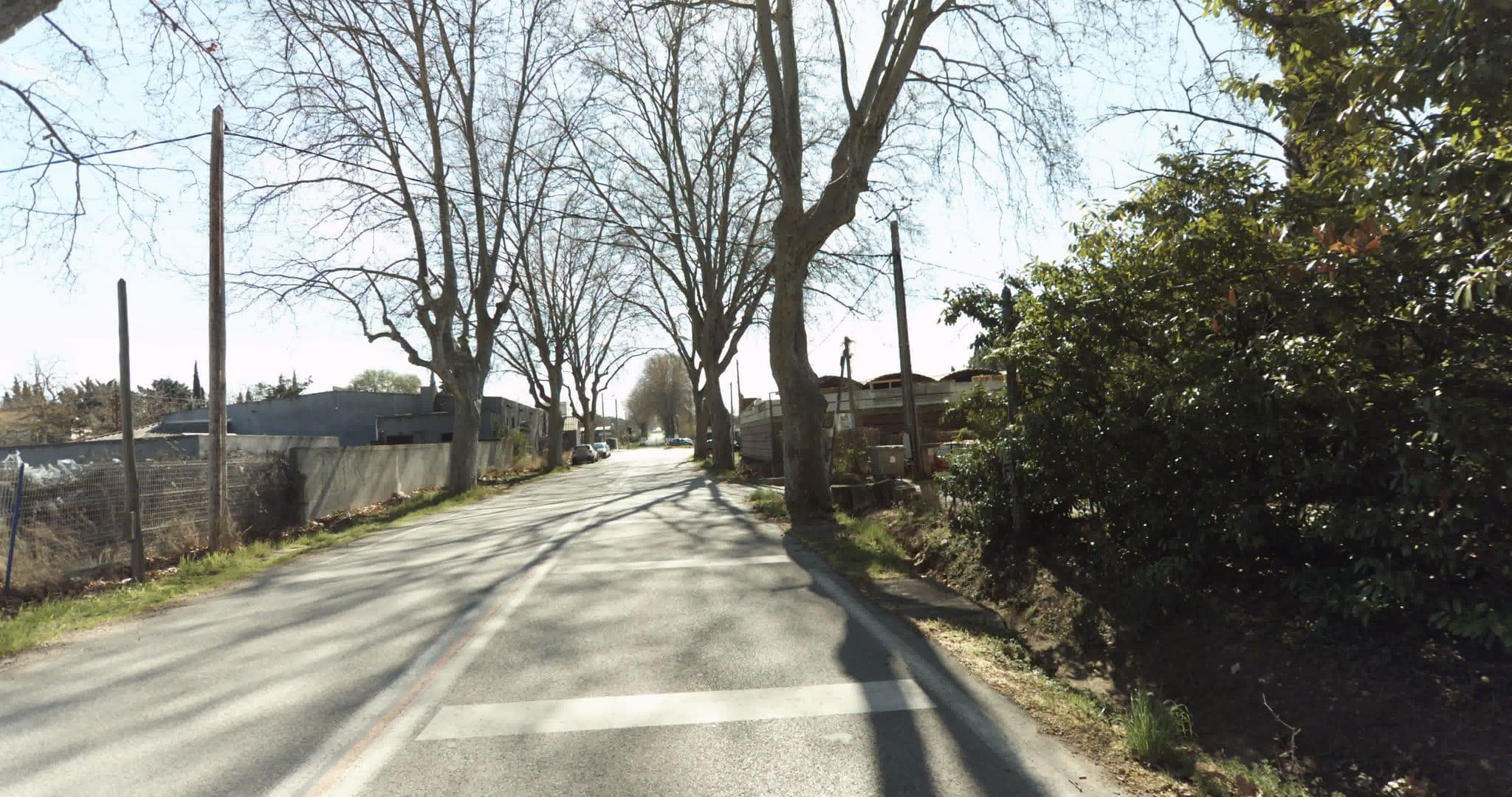 Street view near Le Mas de la Calade, Éguilles — © sogefi (CC BY-SA · Mapillary)