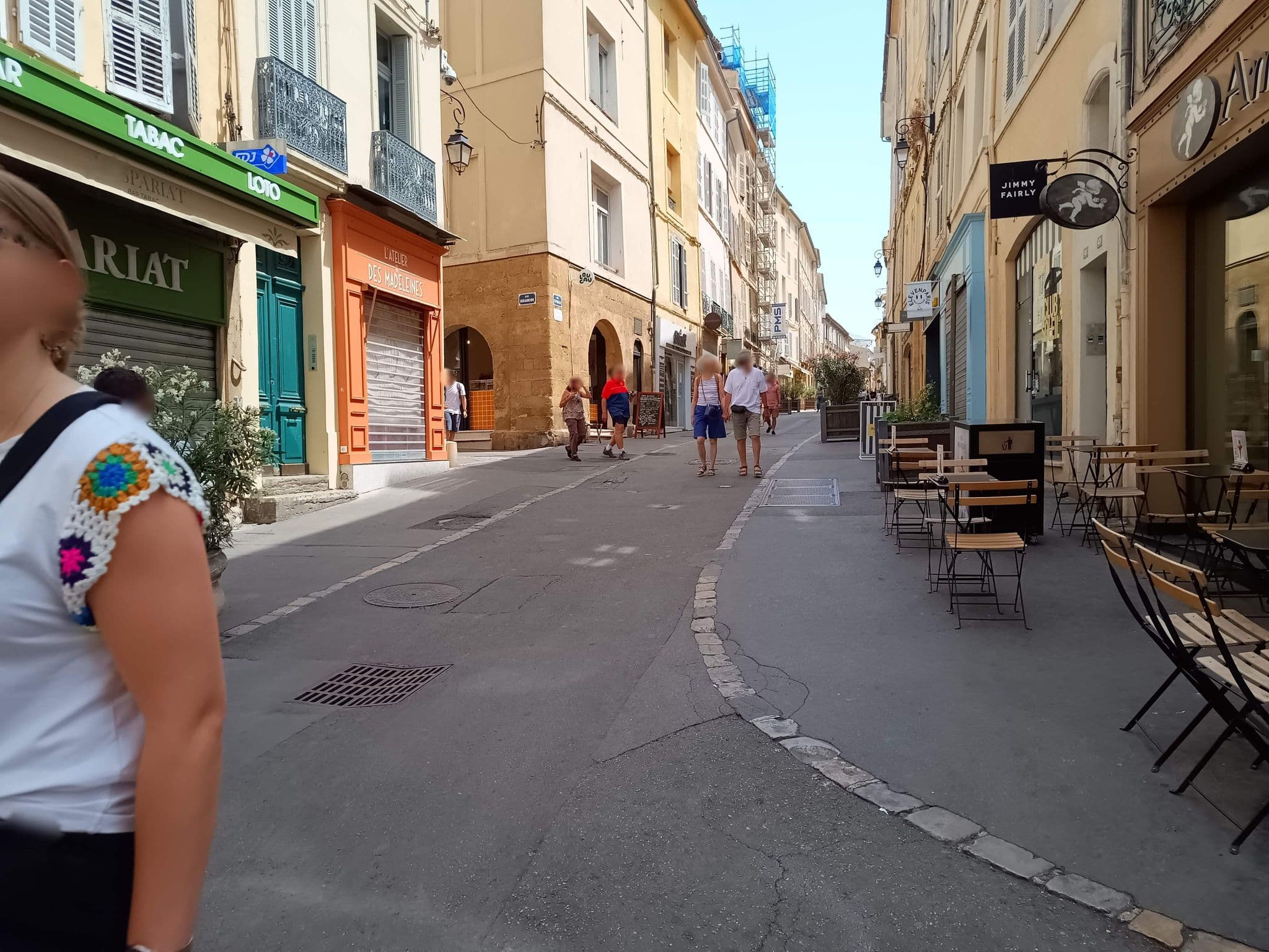 Street view near Domaine Gaogaia, Aix-en-Provence — © Streetmaper04 (CC BY-SA · Mapillary)