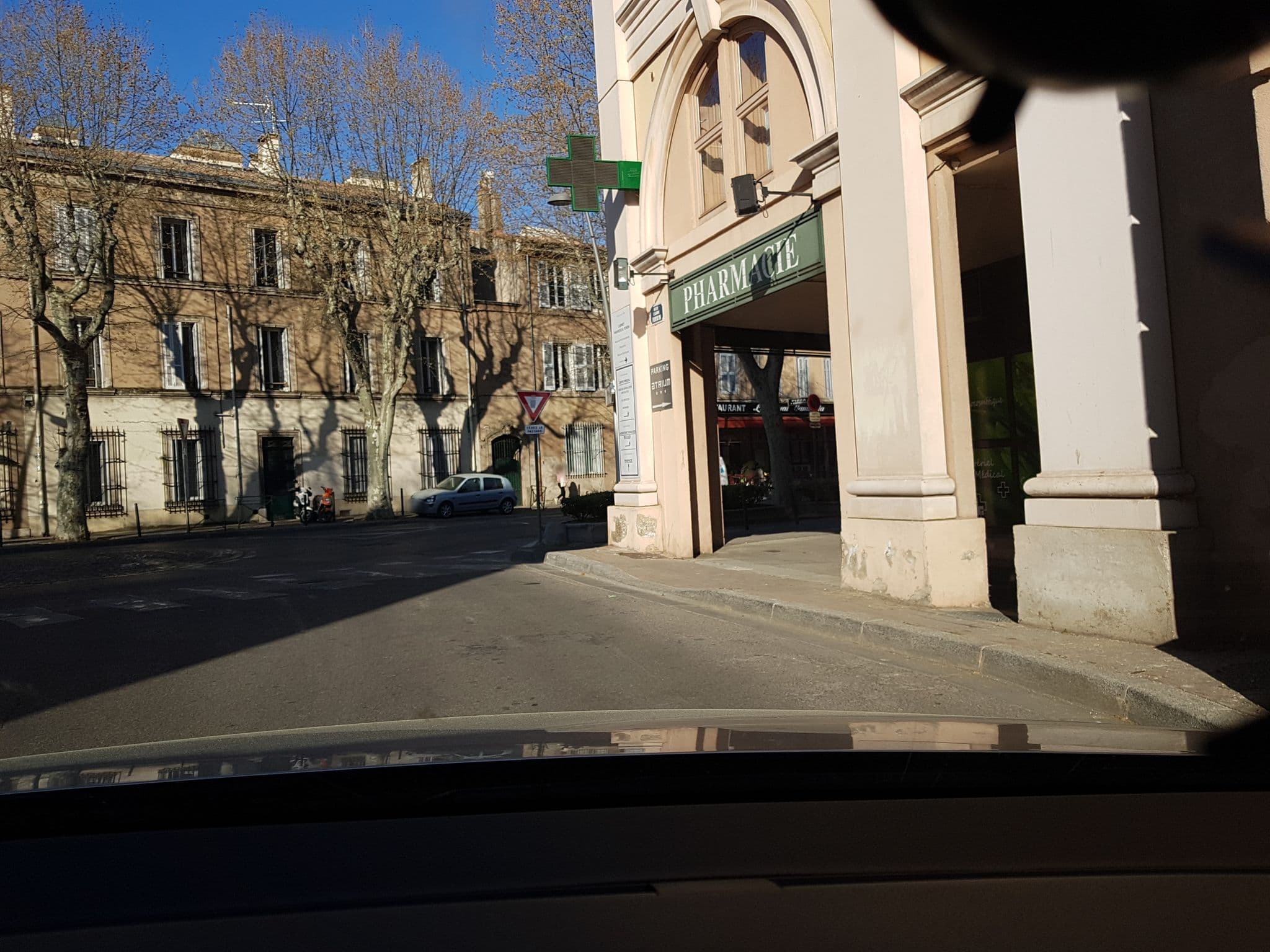 Street view near Atrium, Aix-en-Provence — © pictureair (CC BY-SA · Mapillary)