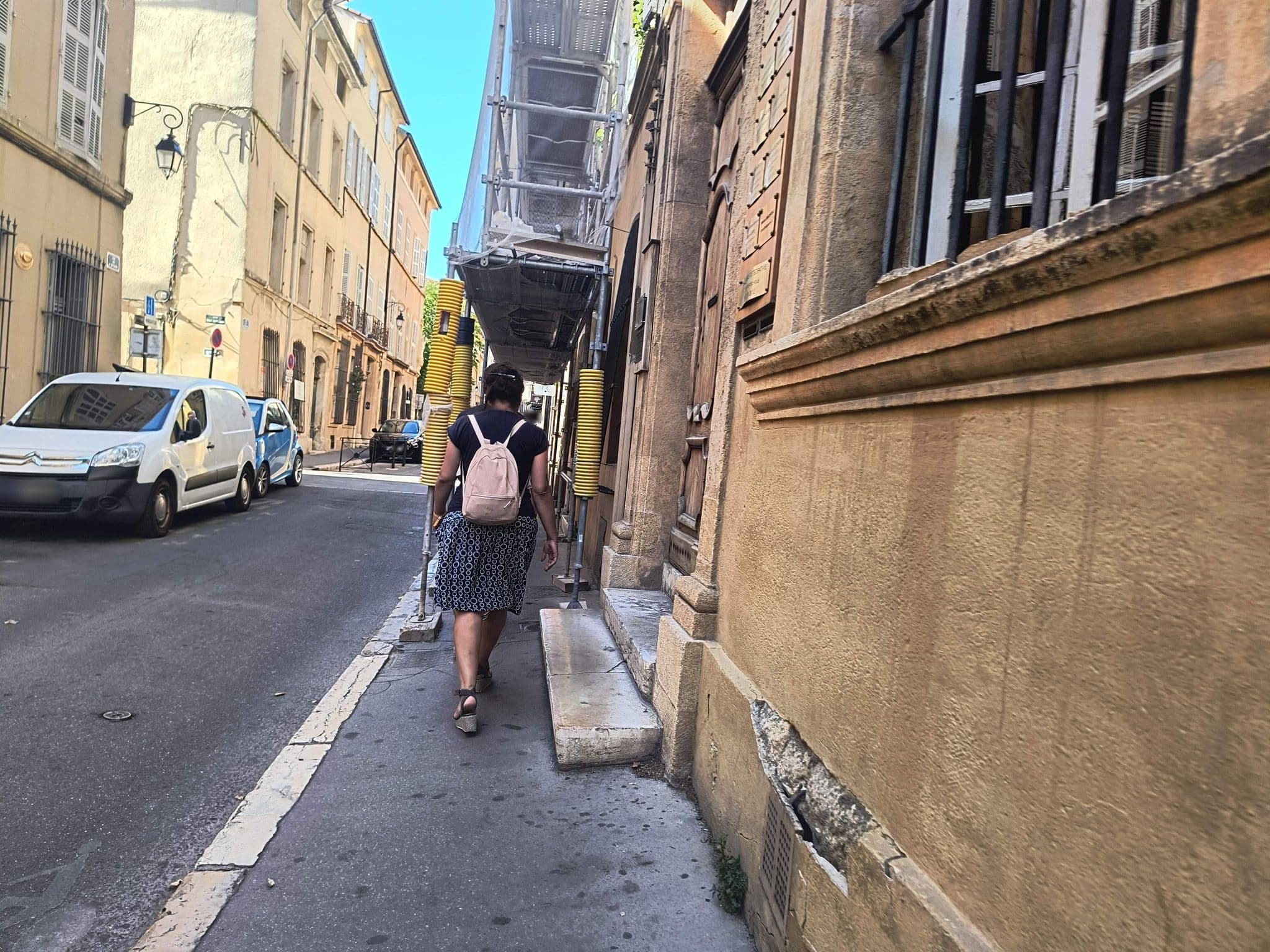 Street view near 28 a aix hotel, Aix-en-Provence — © mapeadora (CC BY-SA · Mapillary)
