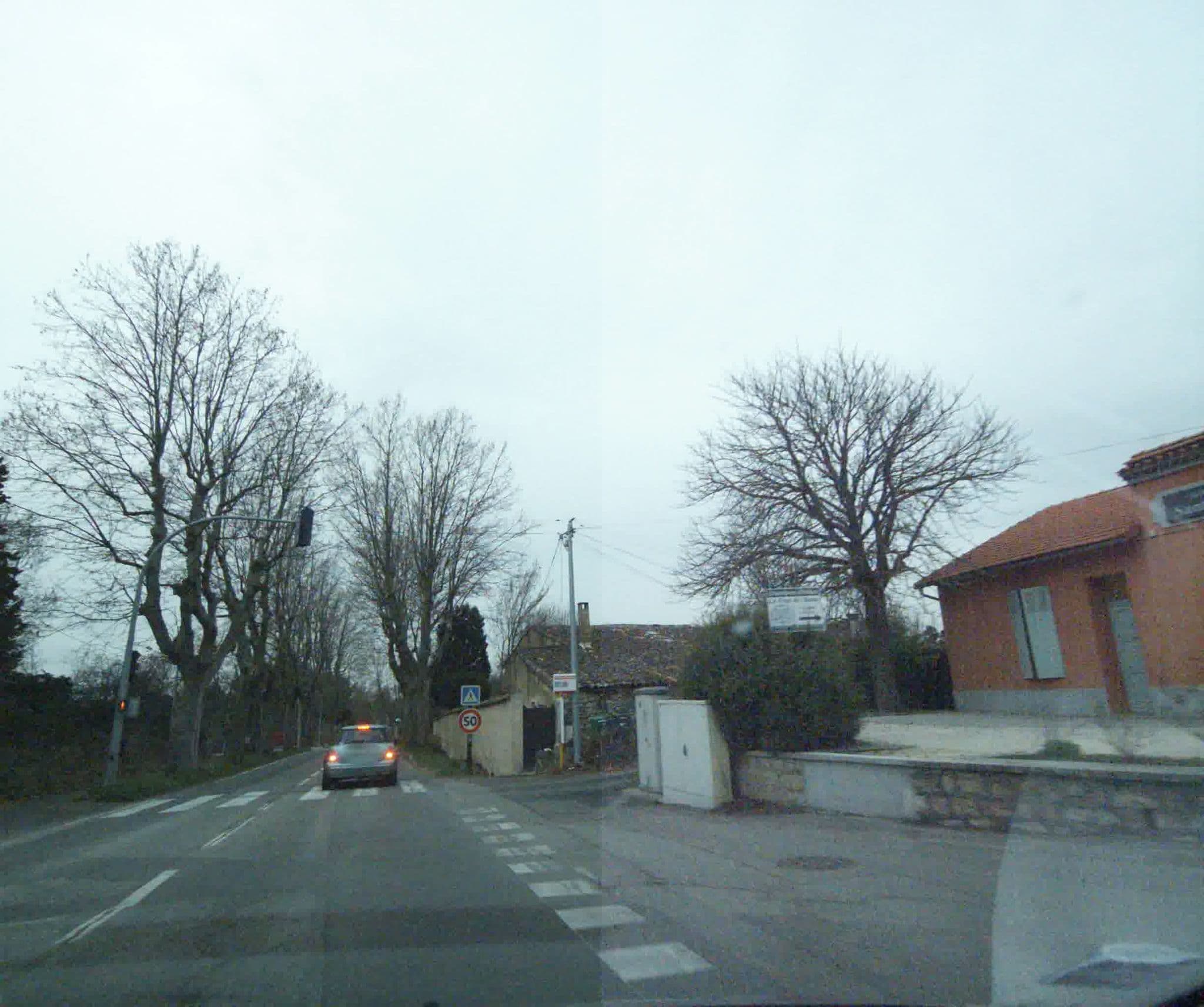 Street view near Le Four des Banes, Aix-en-Provence — © sogefi (CC BY-SA · Mapillary)