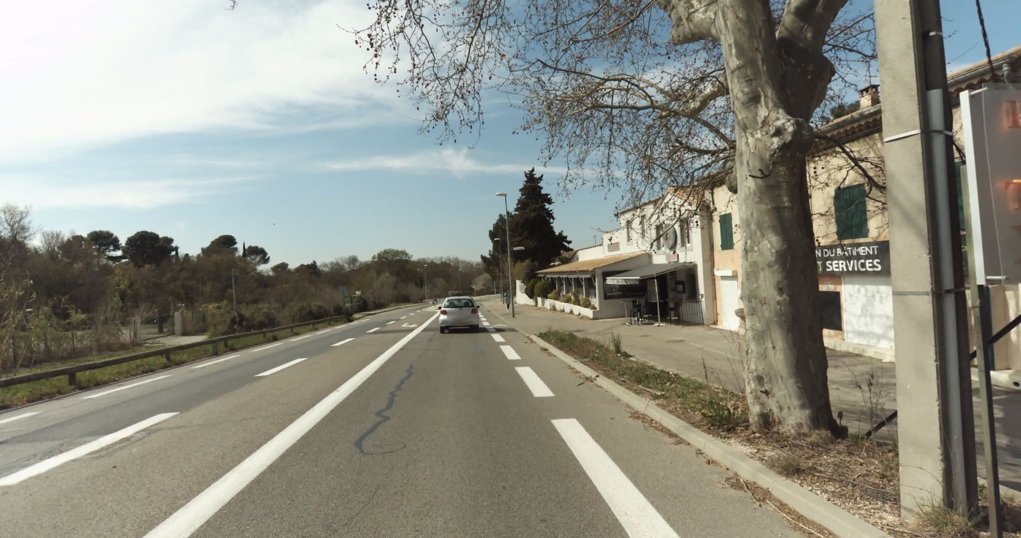 Street view near Adonis Aix-en-Provence, Aix-en-Provence — © sogefi (CC BY-SA · Mapillary)