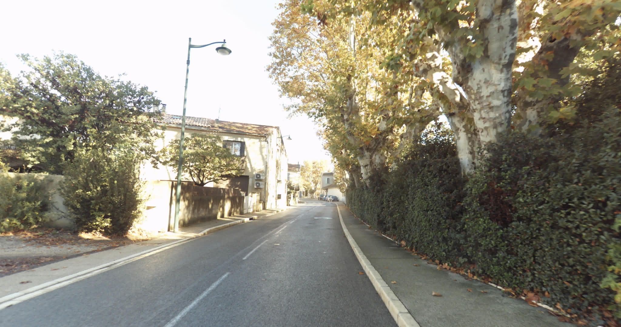 Street view near Auberge Rognonaise, Rognonas — © sogefi (CC BY-SA · Mapillary)