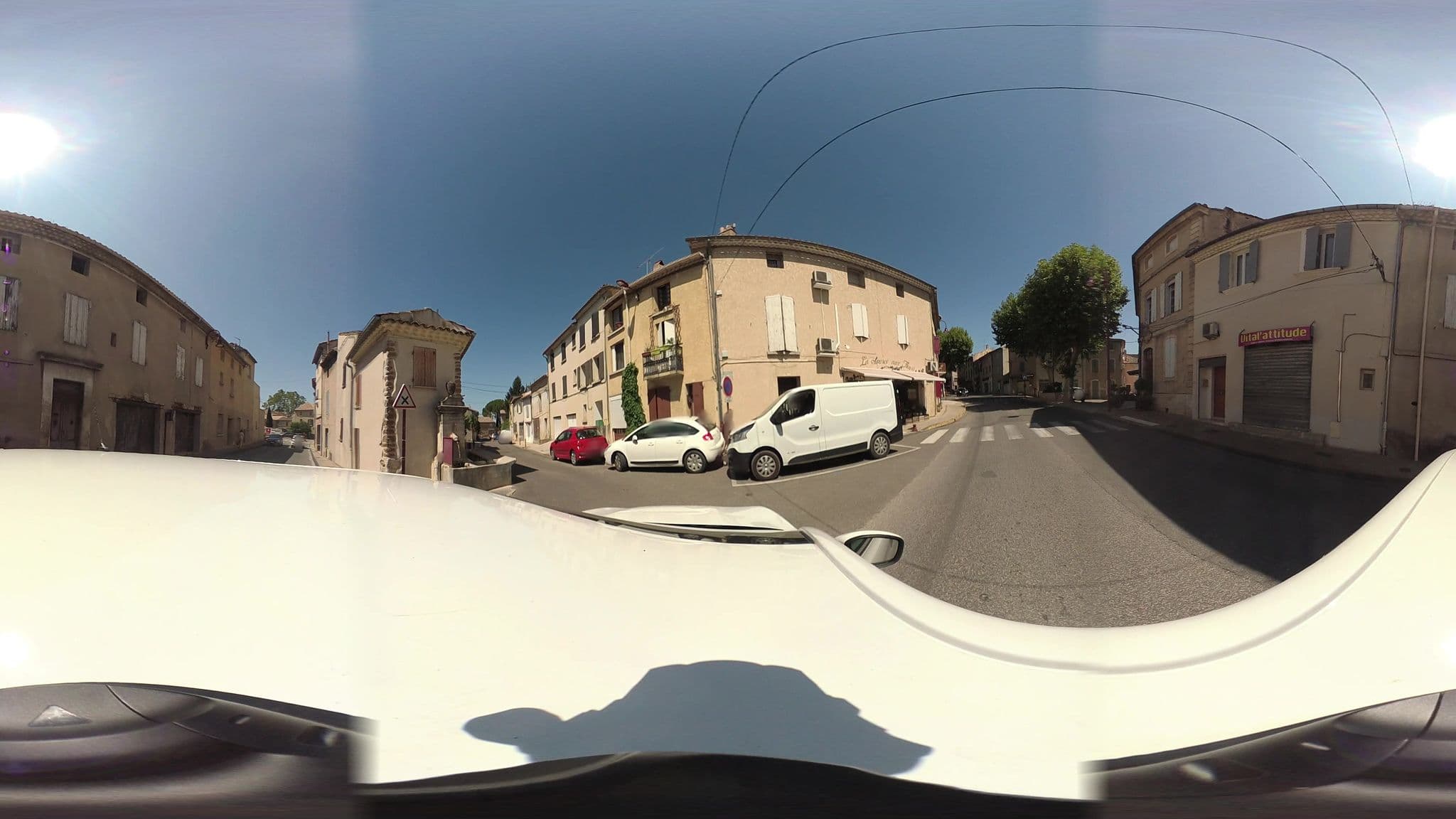Street view near Vacanceole, Aubignan — © arteragence (CC BY-SA · Mapillary)