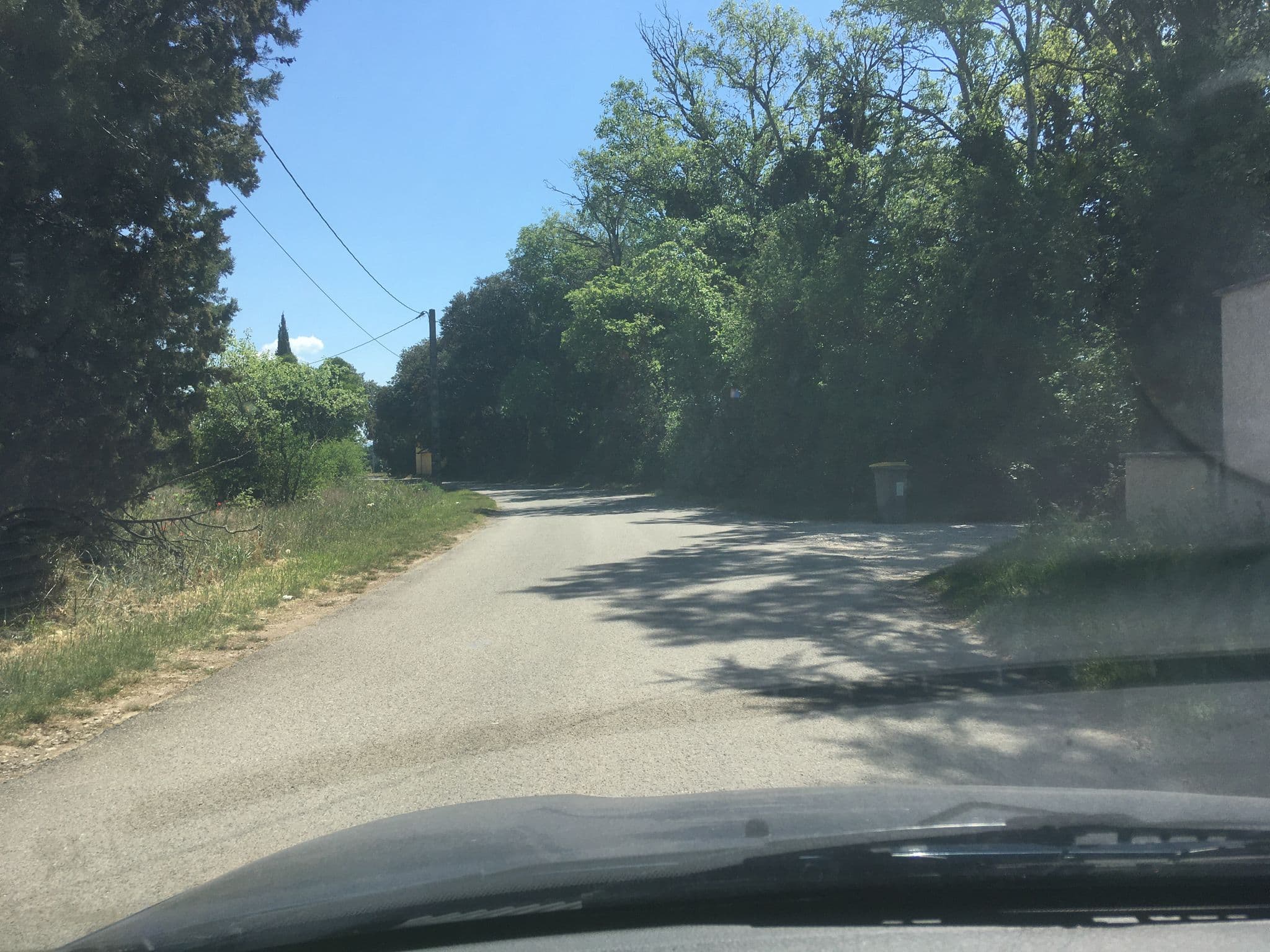 Street view near Deiters Henricus, Loriol-du-Comtat — © zimmy (CC BY-SA · Mapillary)