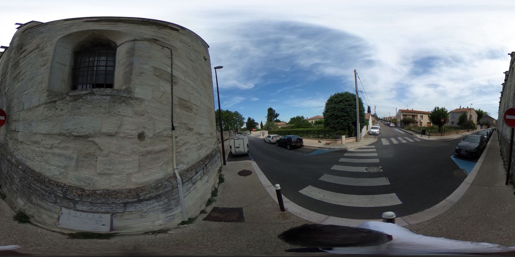 Street view near Café des négociants, Montfavet — © zimmy (CC BY-SA · Mapillary)