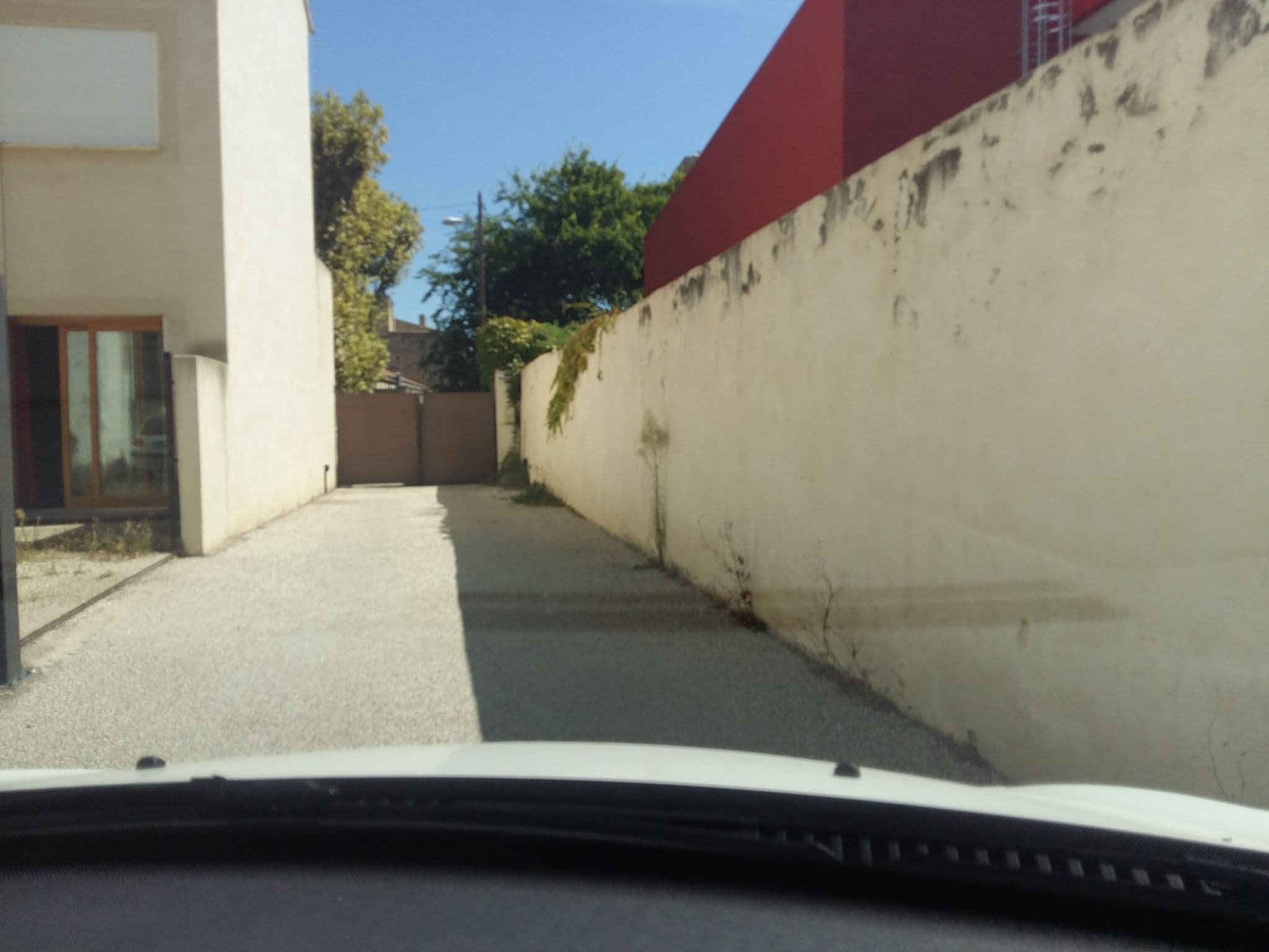 Street view near Appartement Porte Évêque, Avignon — © zimmy (CC BY-SA · Mapillary)