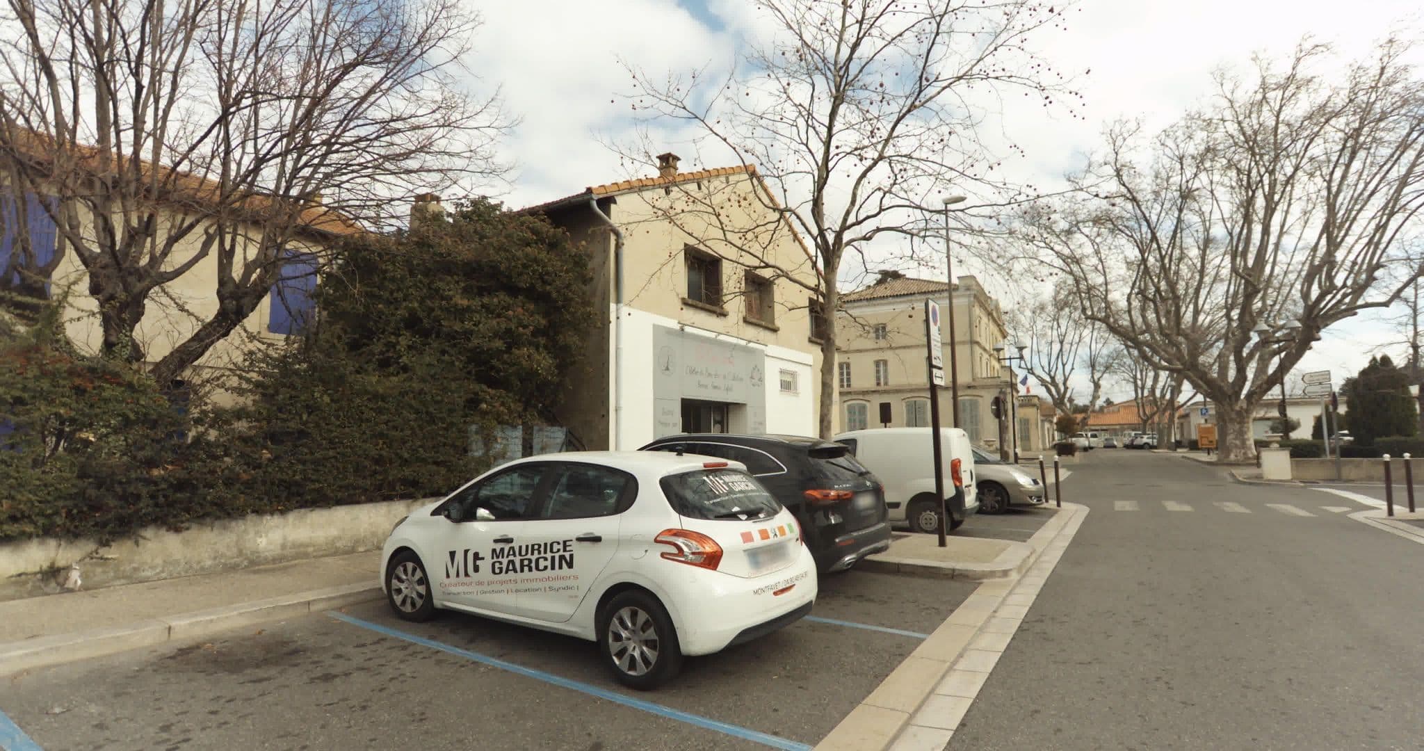Street view near L'Auberge de Bonpas, Montfavet — © sogefi (CC BY-SA · Mapillary)