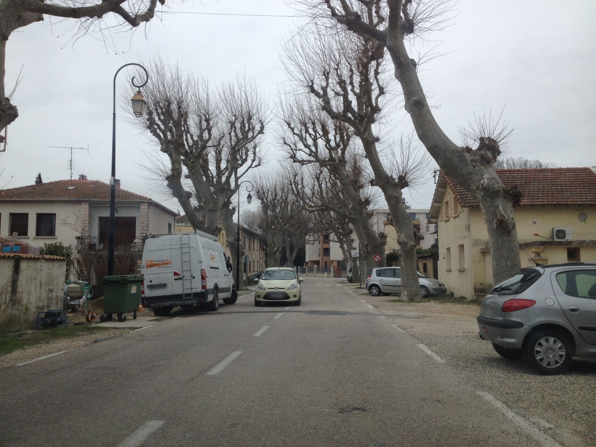 Street view near Le Dix-Sept, Courthézon — © zimmy (CC BY-SA · Mapillary)