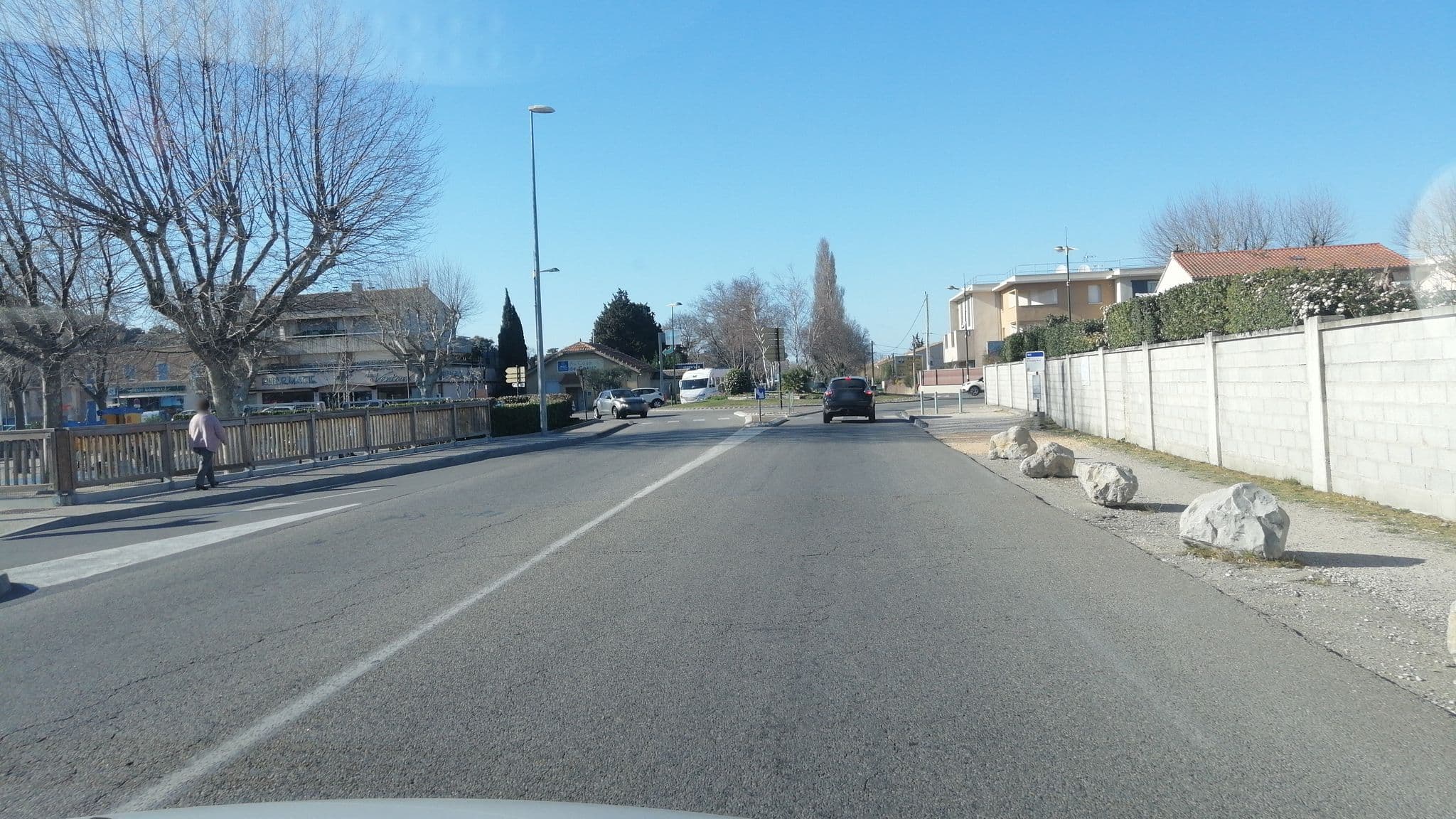 Street view near La Maison de Mamie, Vedène — © gianni2411 (CC BY-SA · Mapillary)