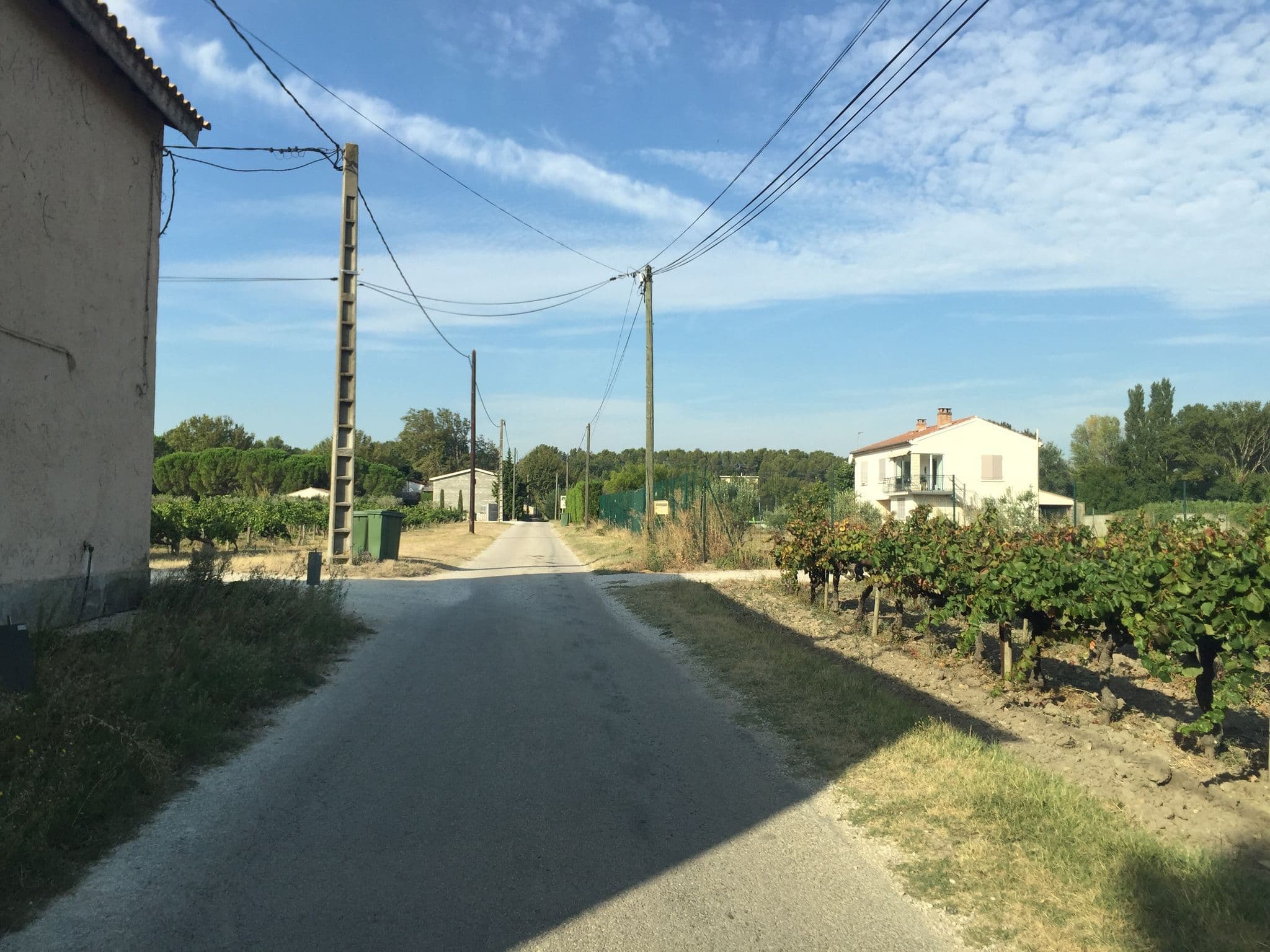 Street view near L' Annonciade, Courthézon — © zimmy (CC BY-SA · Mapillary)