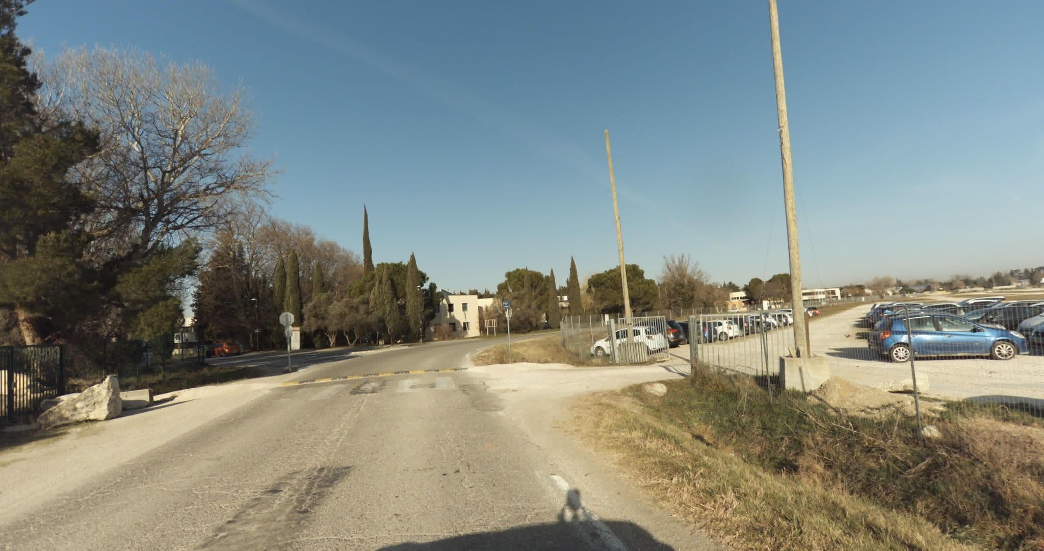 Street view near Hôtel le Paradou, Montfavet — © sogefi (CC BY-SA · Mapillary)