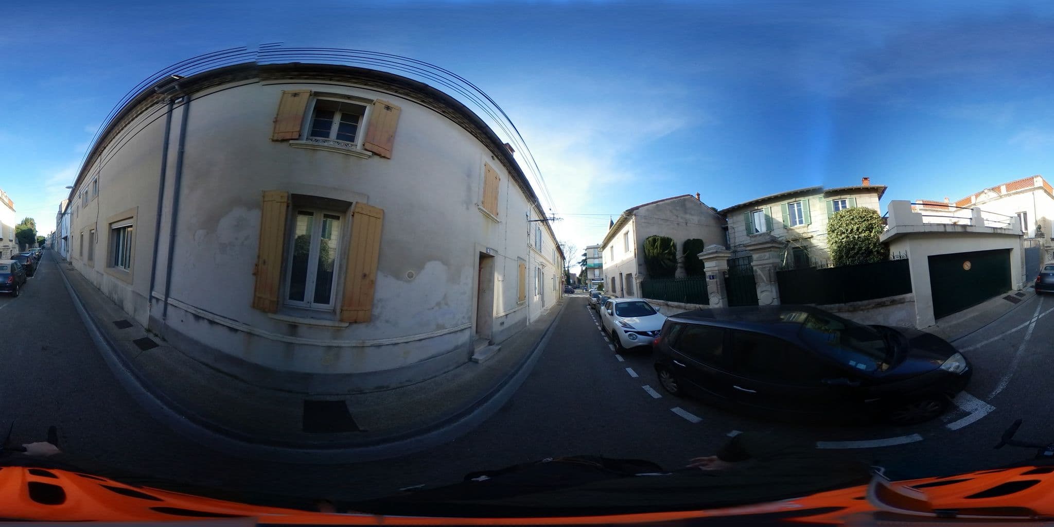Street view near Anne de la Maison Blanche, Avignon — © alexavignon (CC BY-SA · Mapillary)