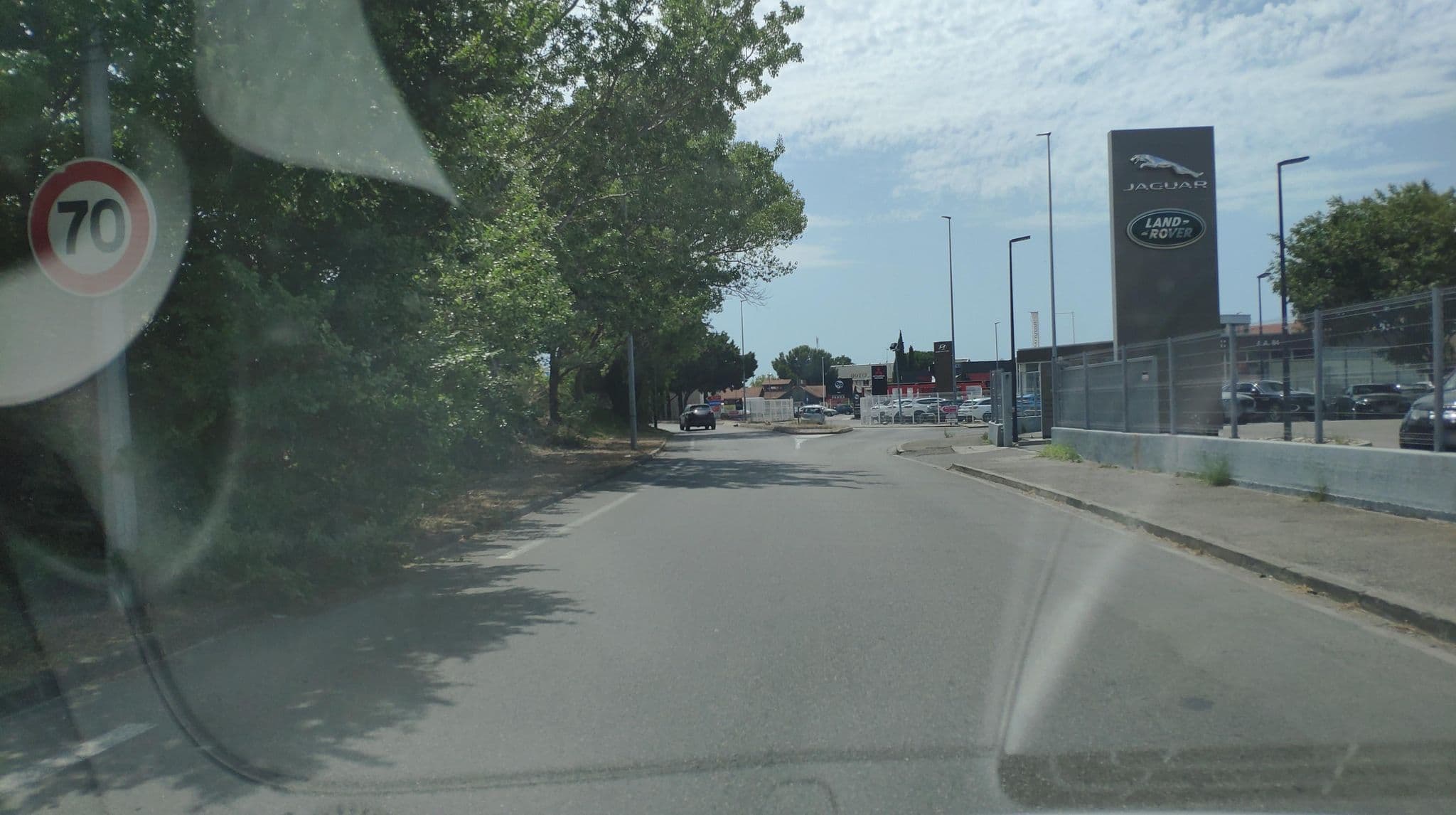 Street view near ibis budget Avignon Nord Le Pontet, Le Pontet — © cabinetcourbi (CC BY-SA · Mapillary)