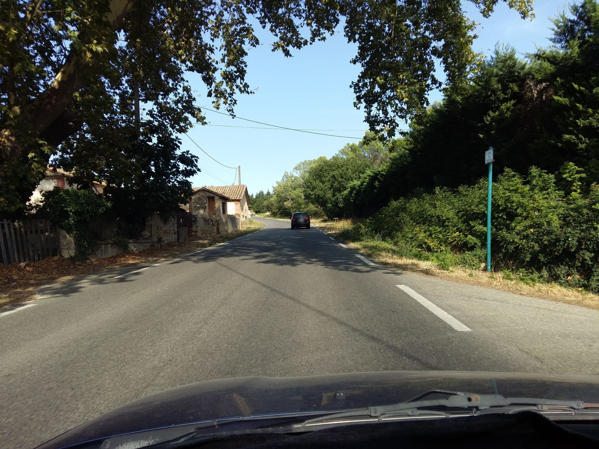 Street view near Le Mas de la Fontaine, Vacqueyras — © zimmy (CC BY-SA · Mapillary)