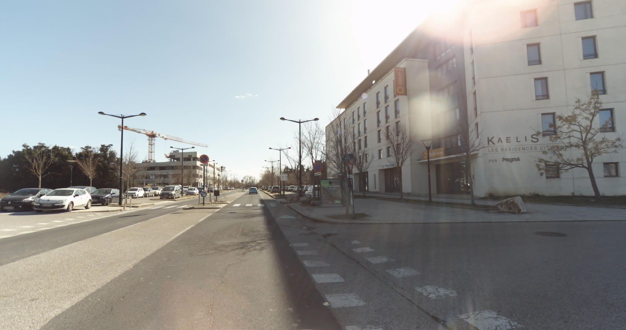 Street view near Aparthotel Avignon, Avignon — © sogefi (CC BY-SA · Mapillary)