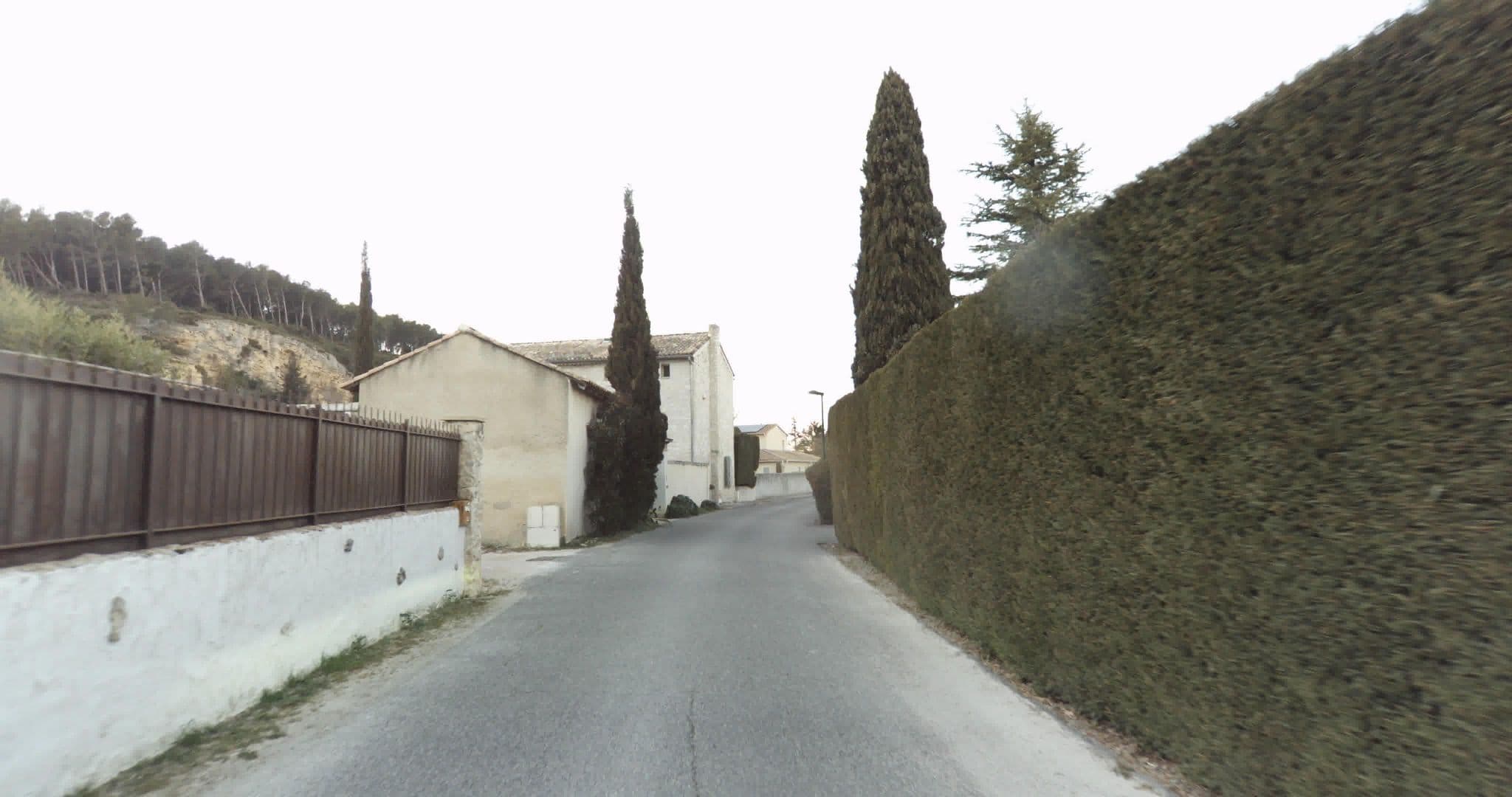 Street view near Logis Hôtel Castel Mouisson, Barbentane — © sogefi (CC BY-SA · Mapillary)
