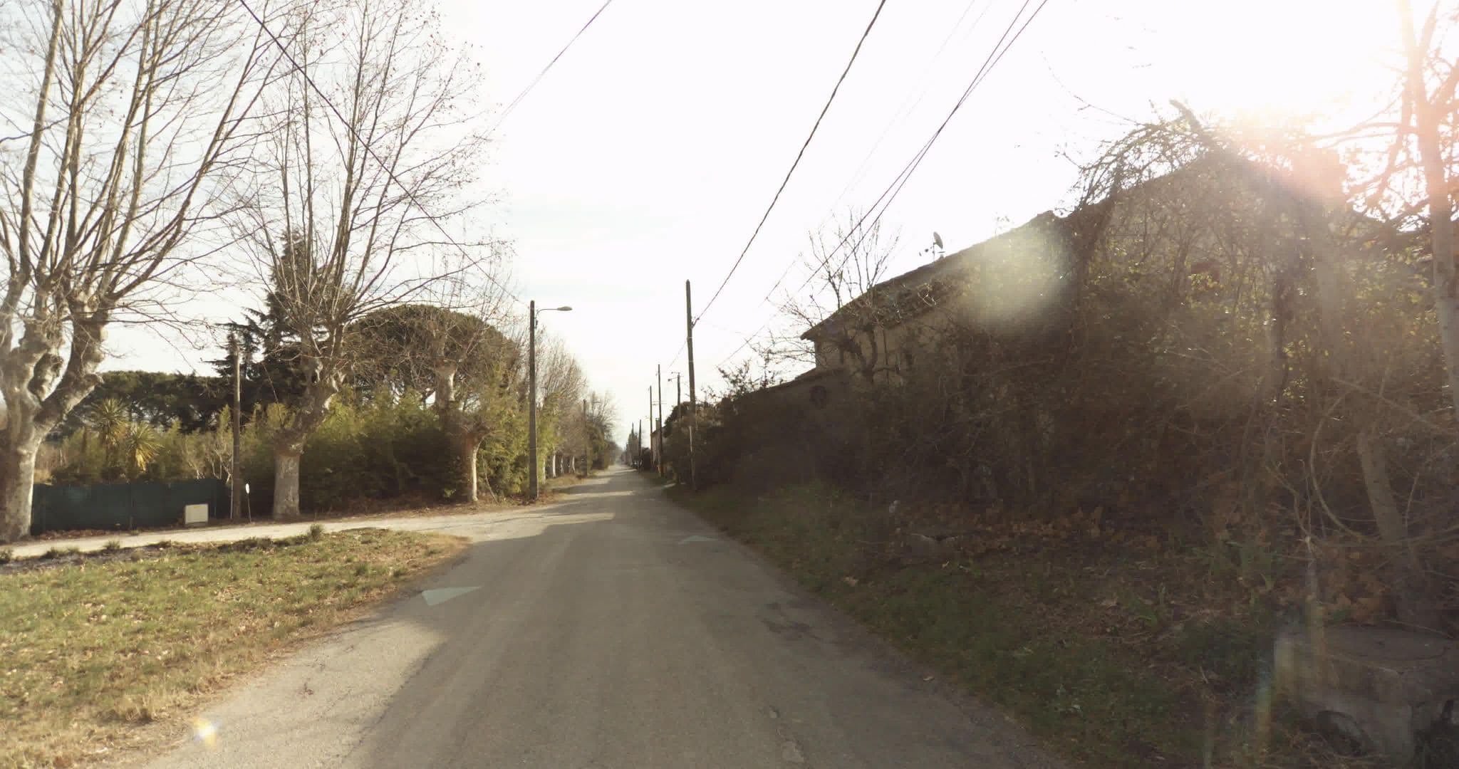 Street view near Le Mas de la Verdiere, Montfavet — © sogefi (CC BY-SA · Mapillary)