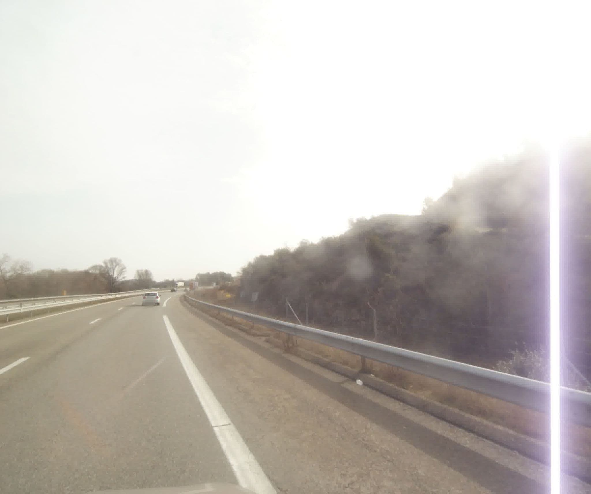 Street view near Daouste, Beaumont-de-Pertuis — © sogefi (CC BY-SA · Mapillary)
